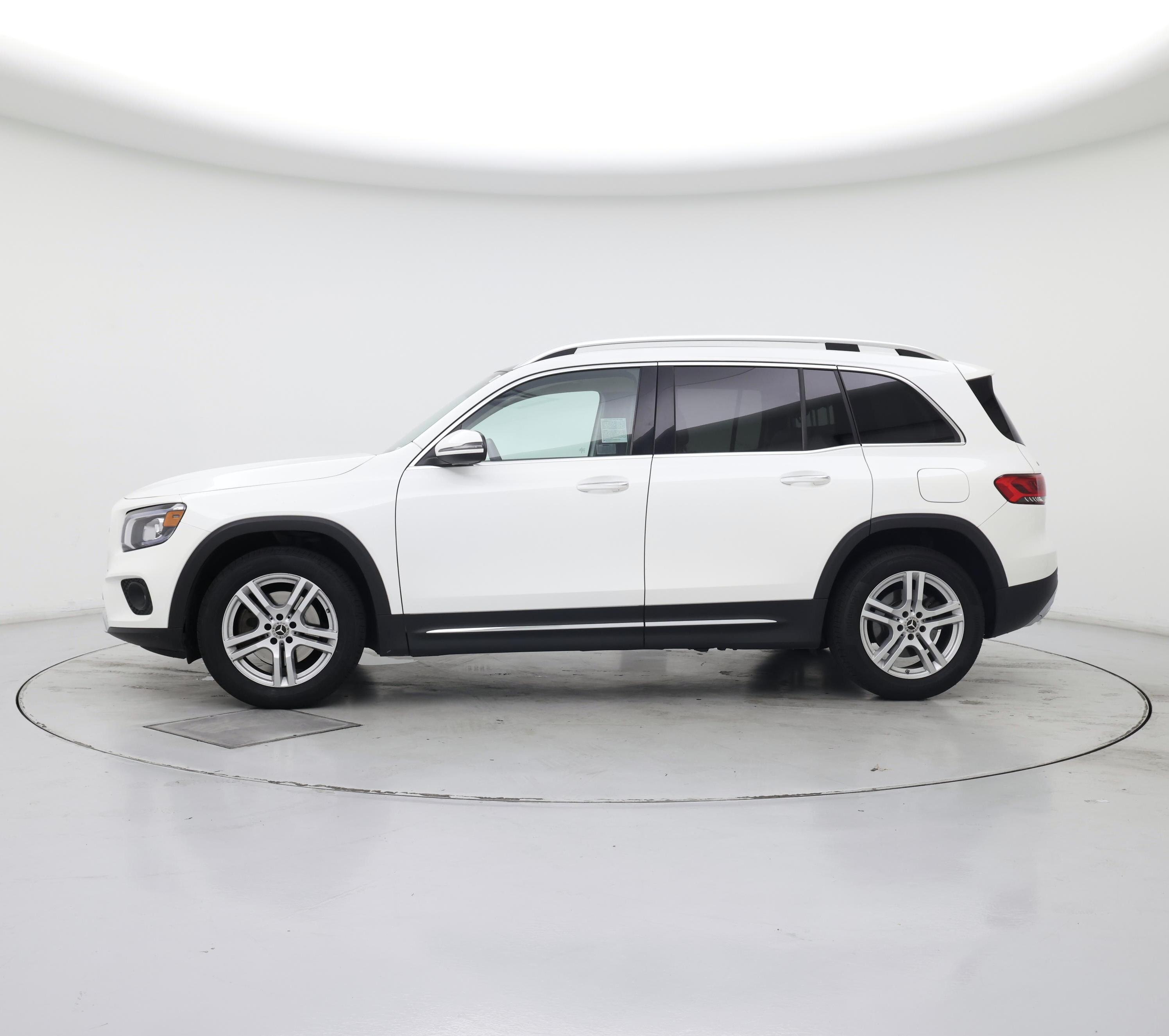 Thumbnail: 2023 Mercedes-Benz GLB - 3