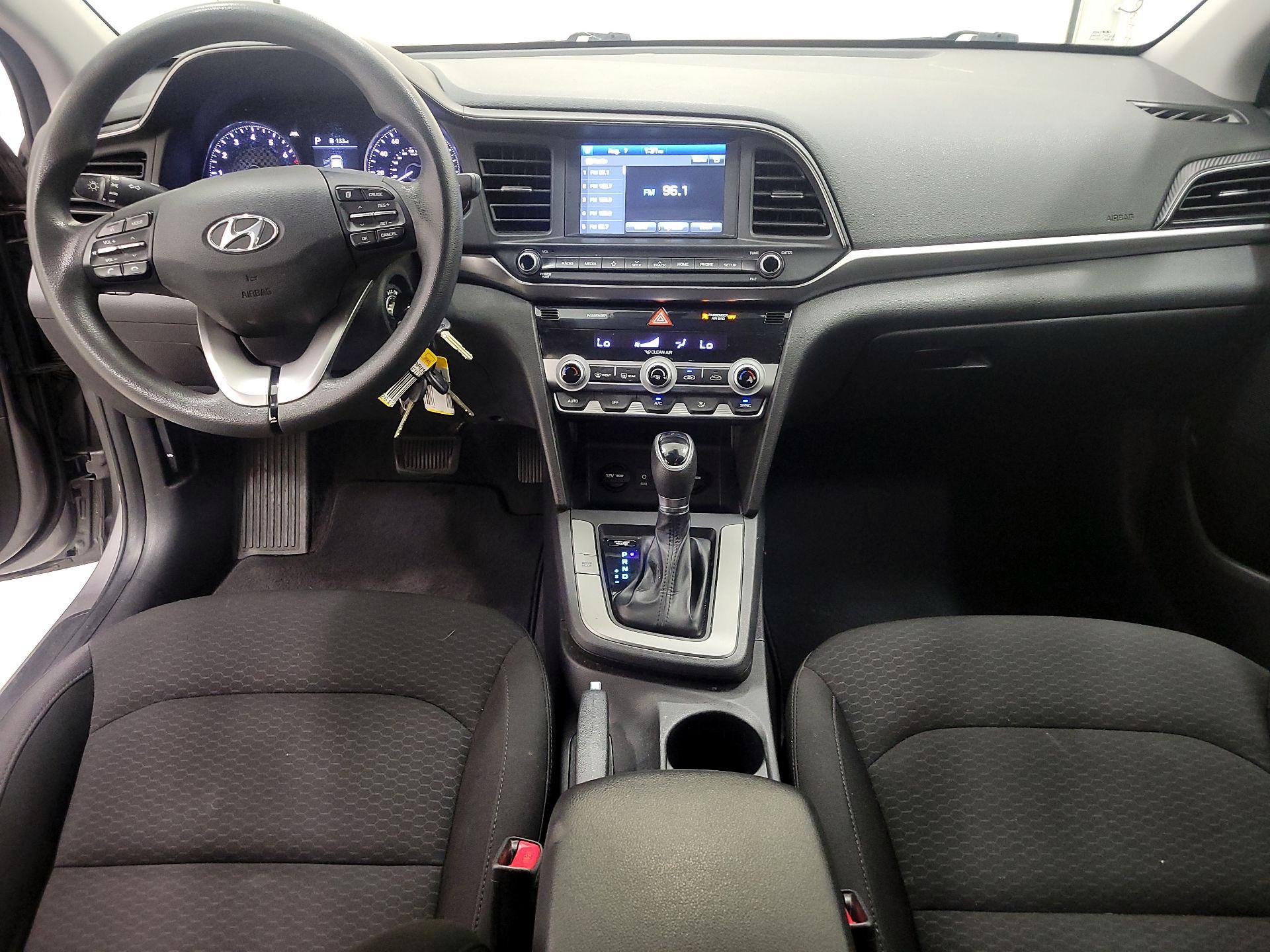Thumbnail: 2020 Hyundai Elantra - 9