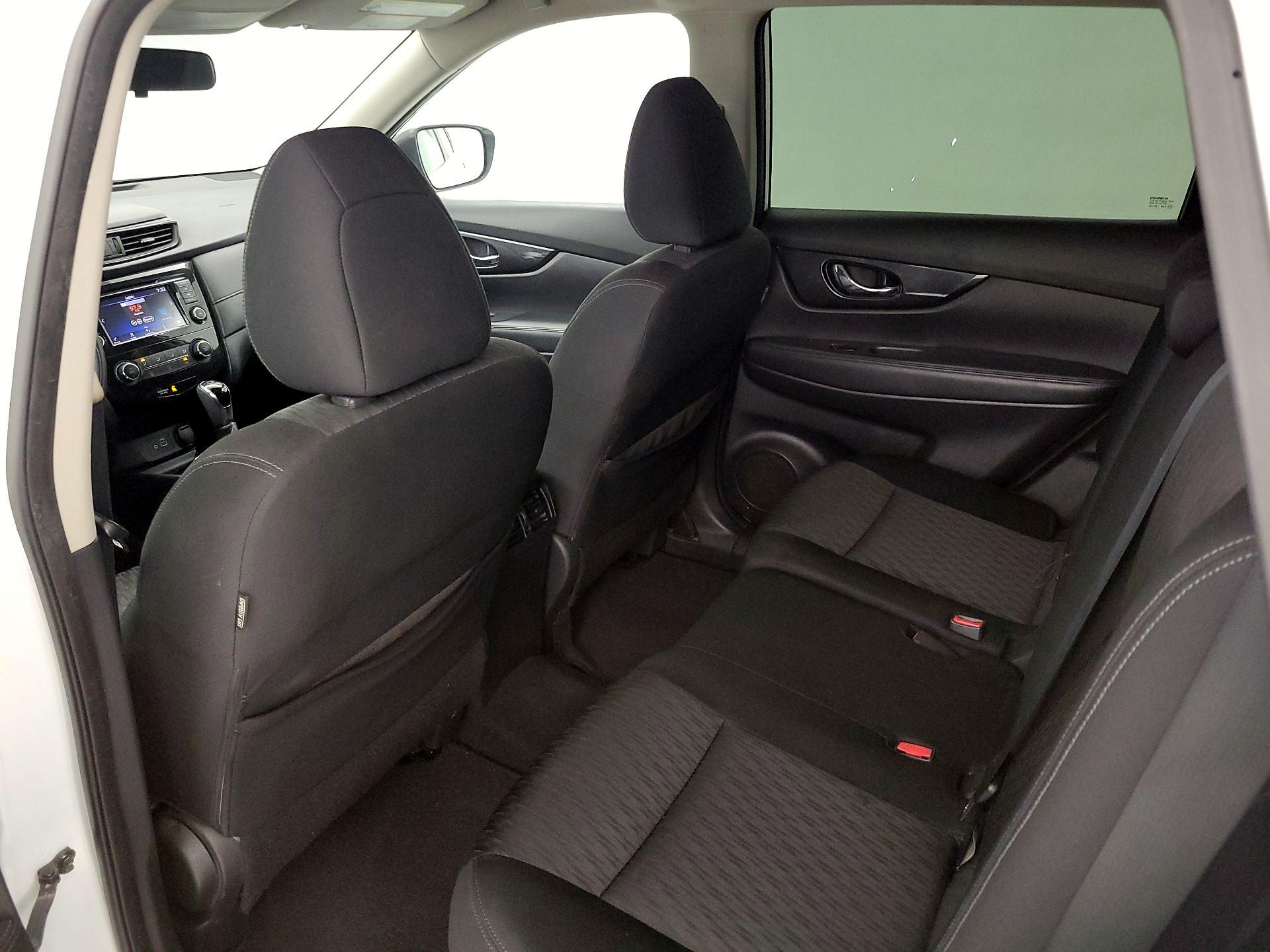 Thumbnail: 2018 Nissan Rogue - 19