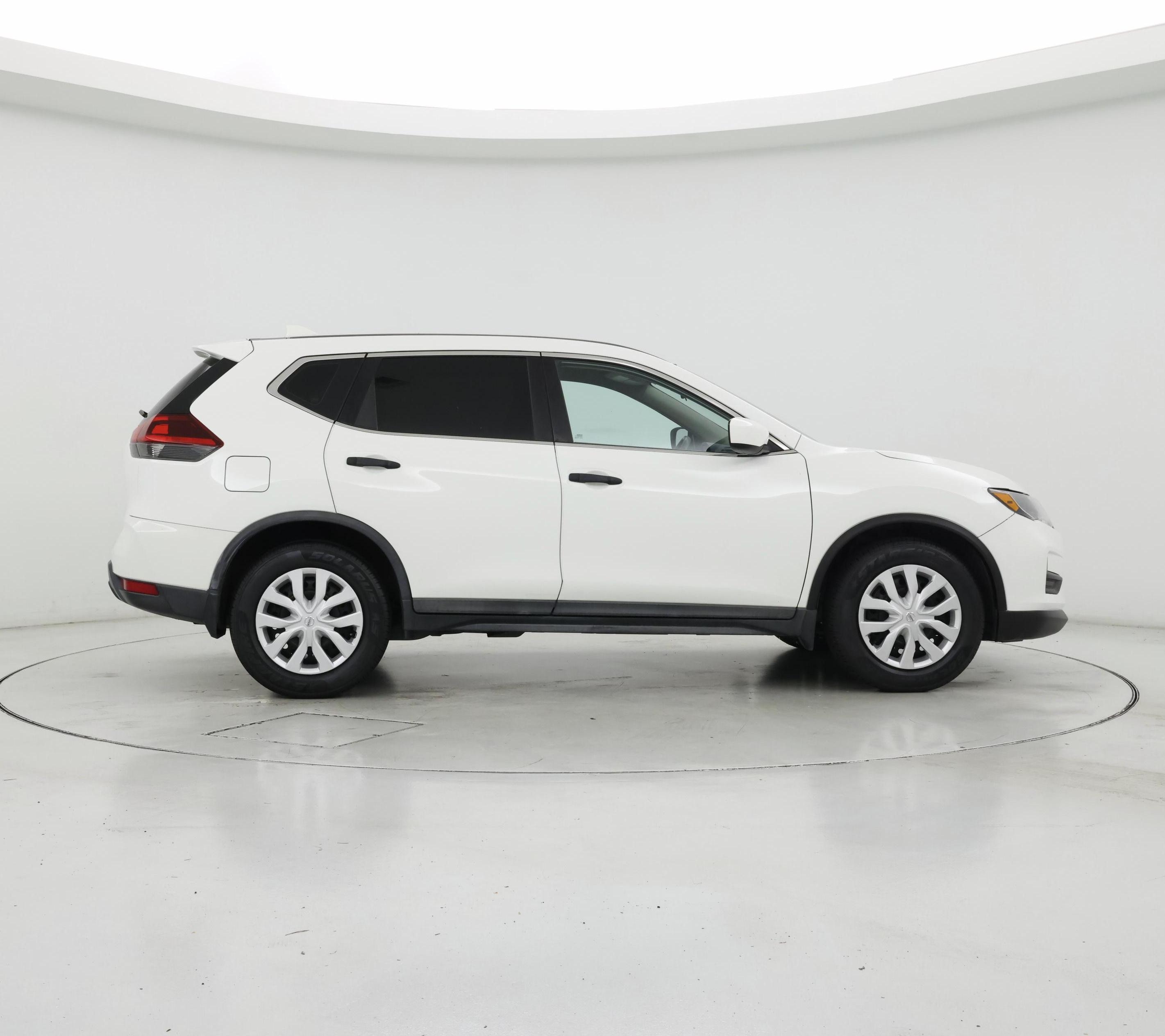 Thumbnail: 2018 Nissan Rogue - 7