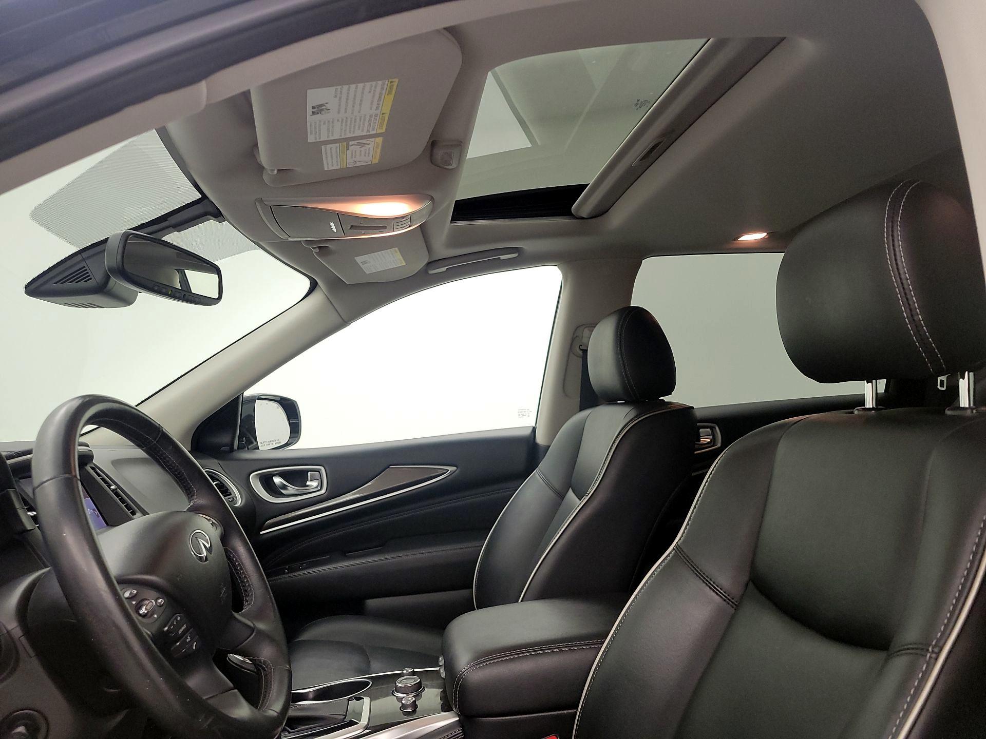 Thumbnail: 2020 INFINITI QX60 - 18