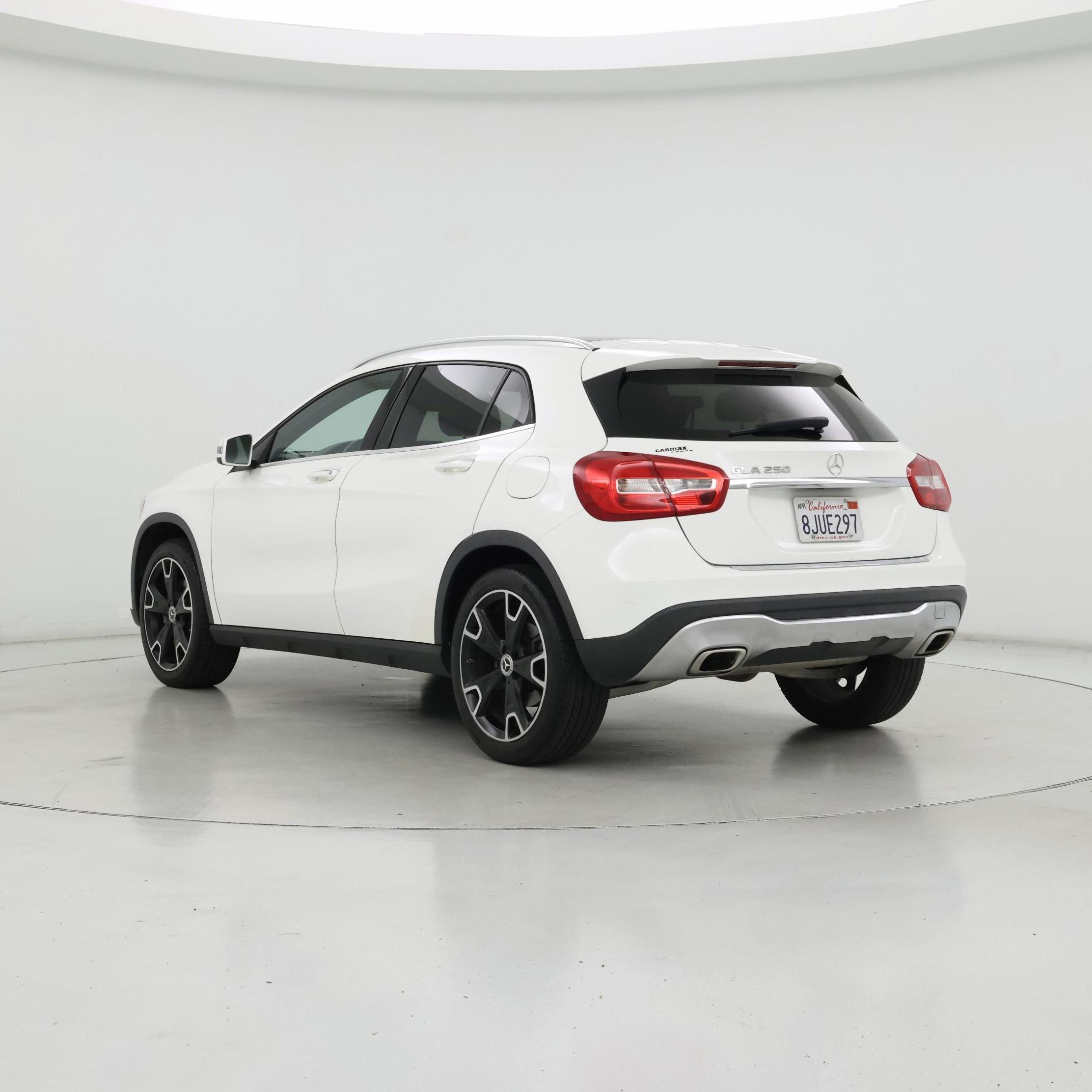Thumbnail: 2019 Mercedes-Benz GLA - 2
