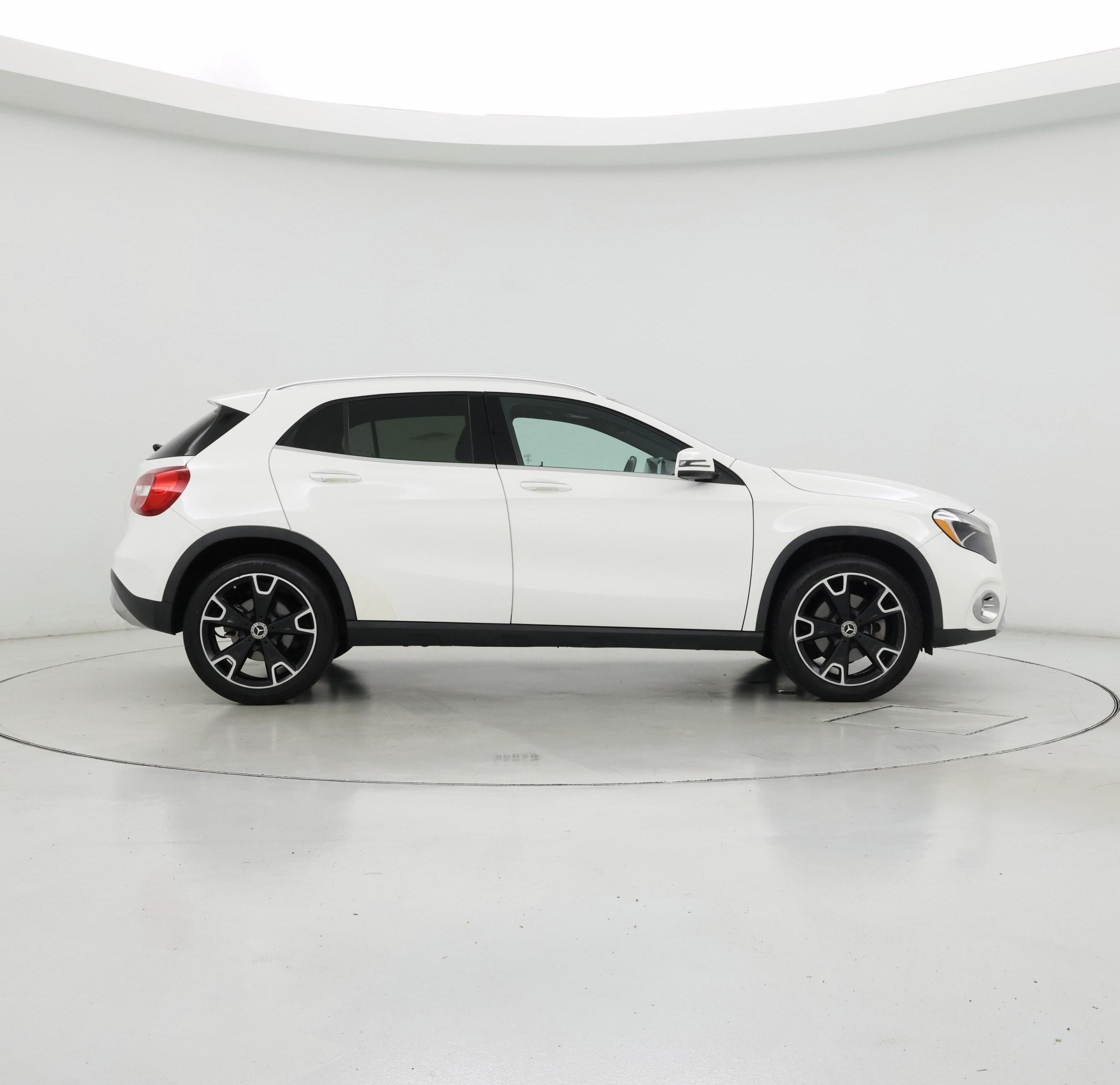 Thumbnail: 2019 Mercedes-Benz GLA - 7