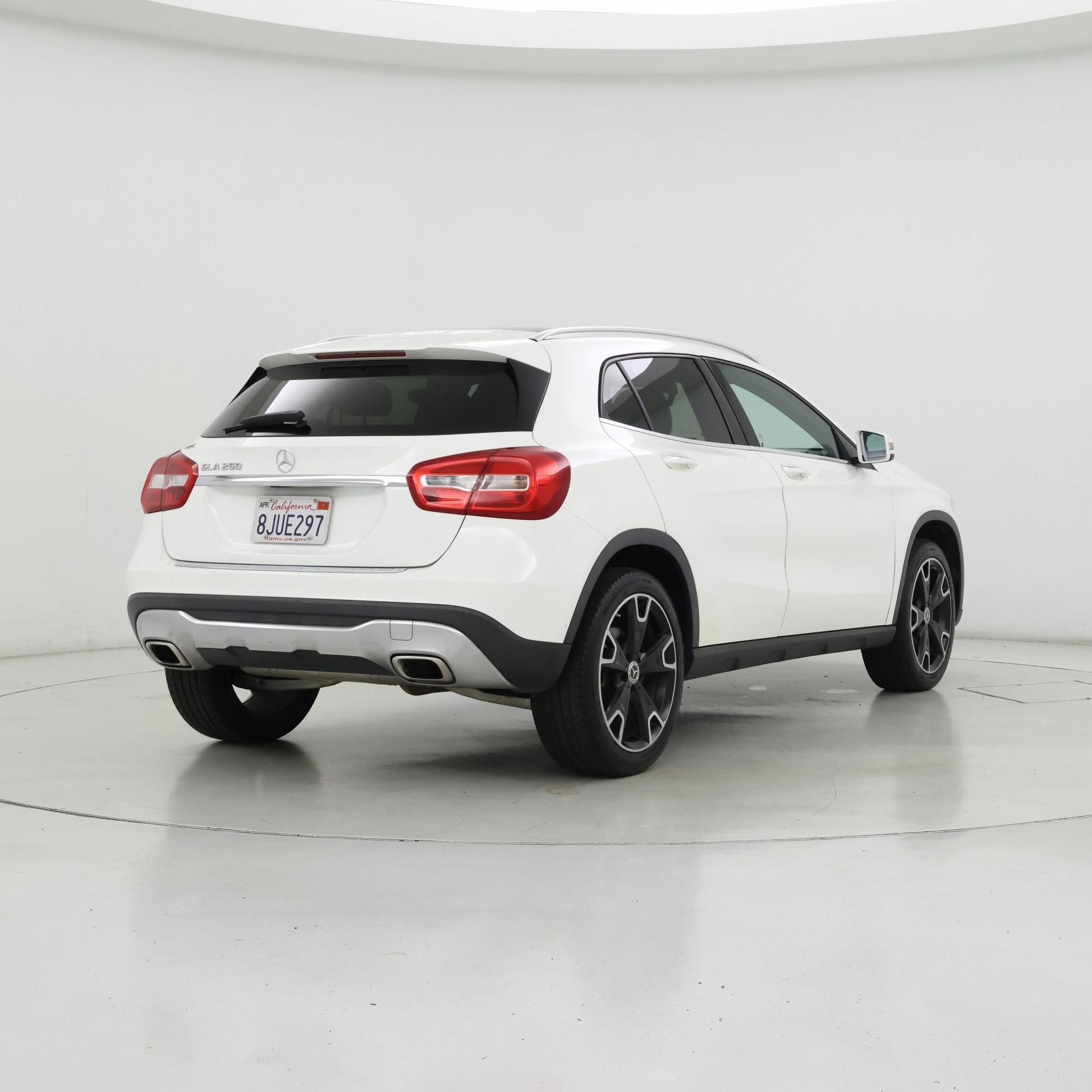 Thumbnail: 2019 Mercedes-Benz GLA - 8