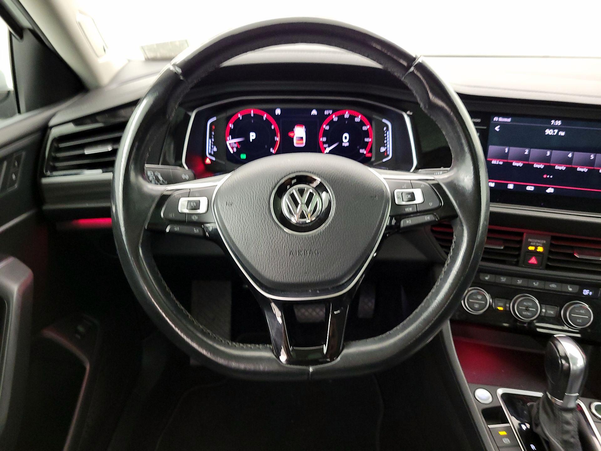 Thumbnail: 2019 Volkswagen Jetta - 10