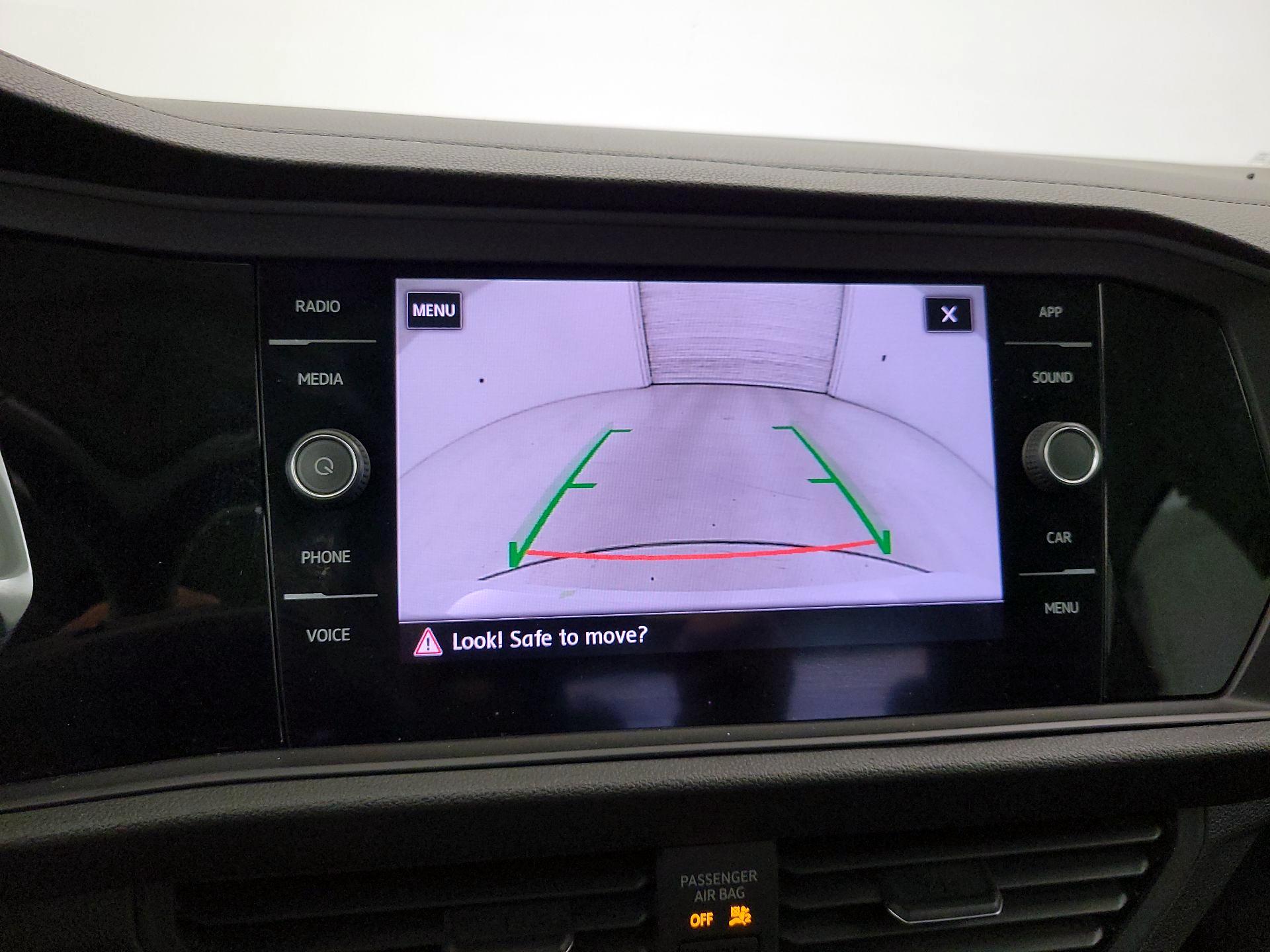 Thumbnail: 2019 Volkswagen Jetta - 14