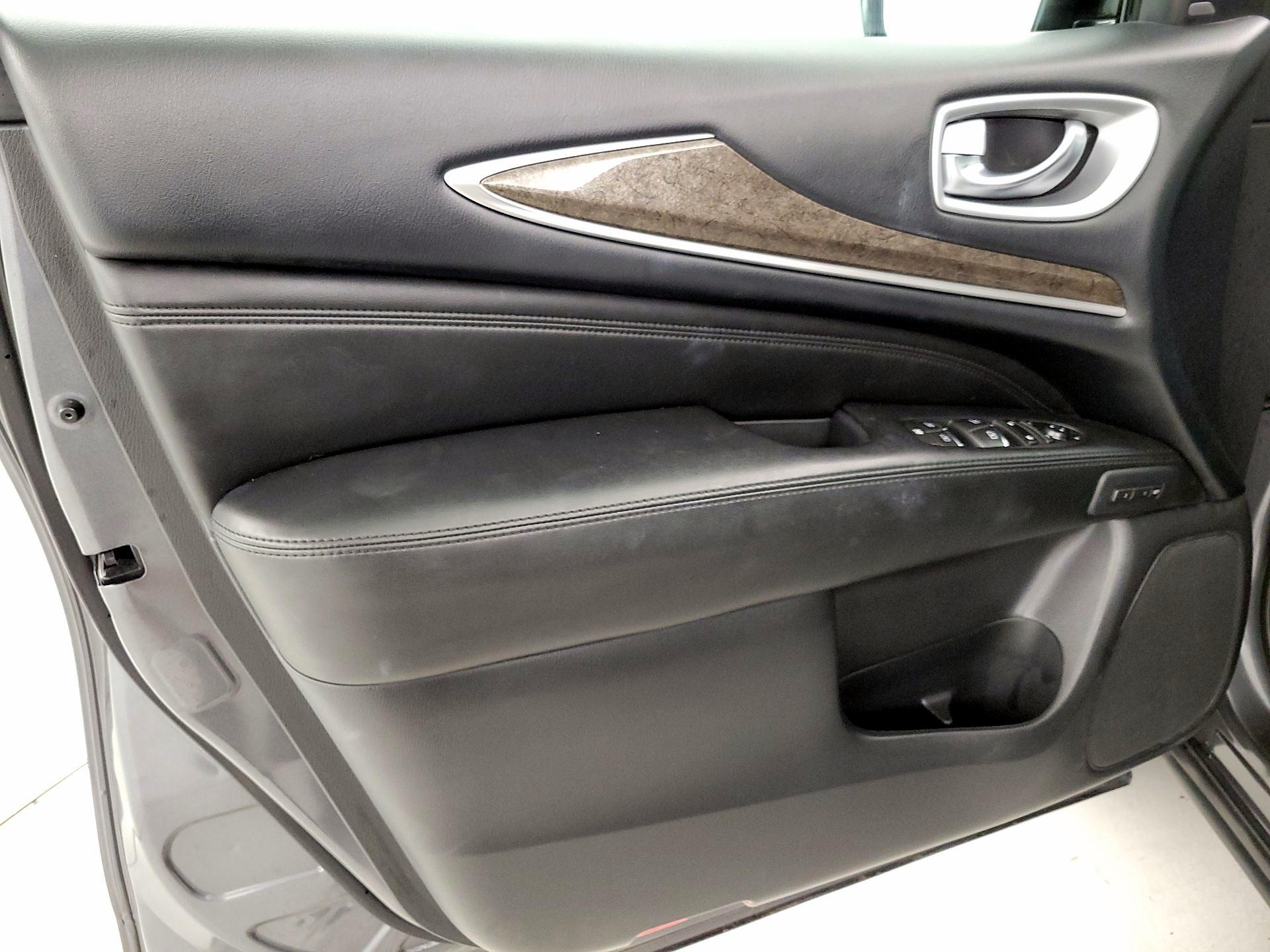 Thumbnail: 2015 INFINITI QX60 - 12