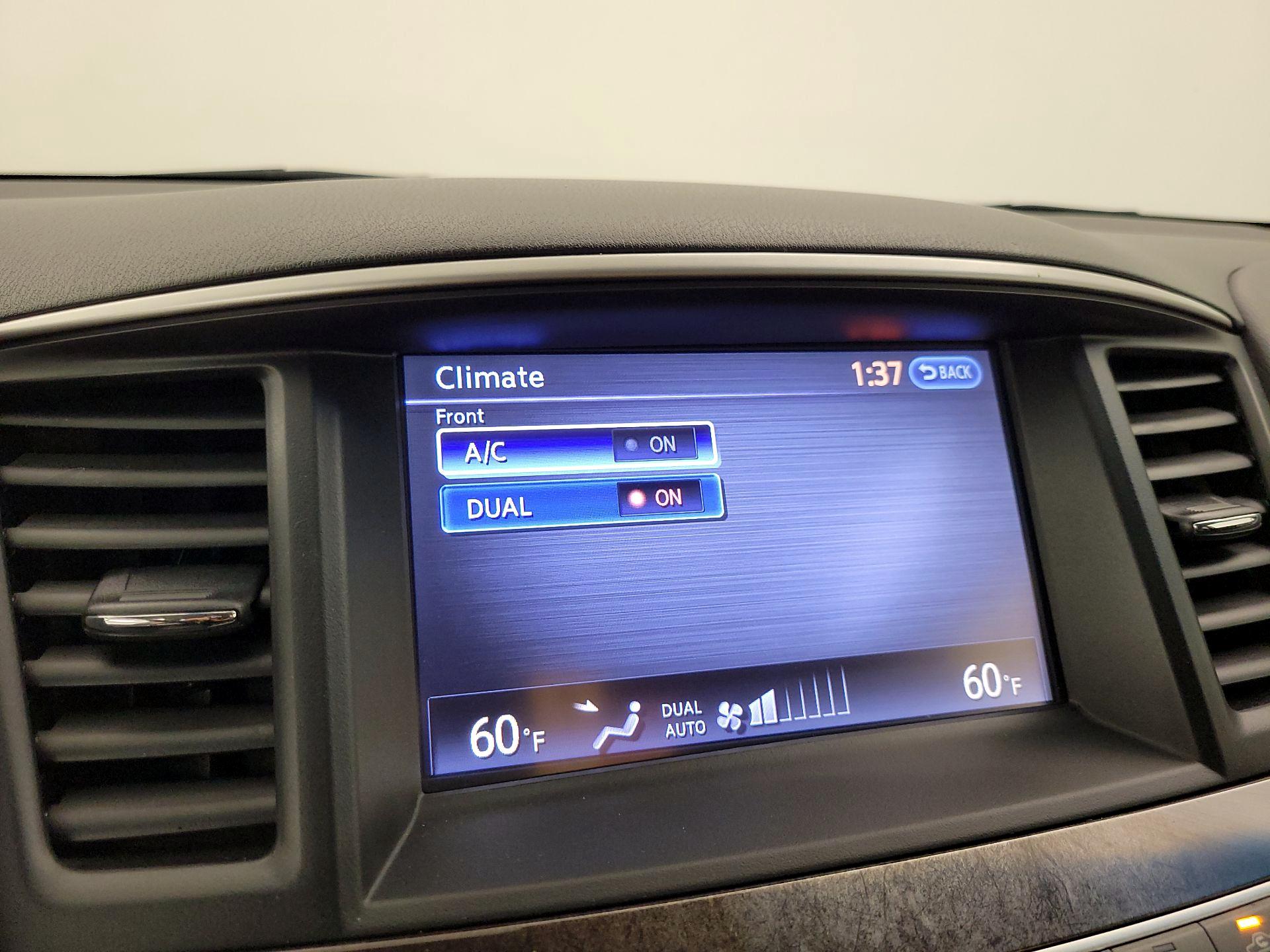 Thumbnail: 2015 INFINITI QX60 - 17
