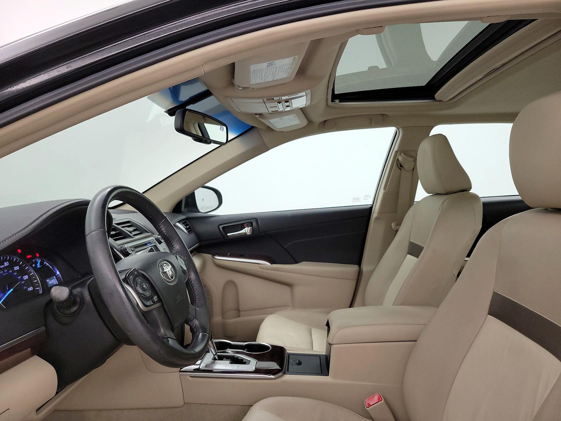 Thumbnail: 2013 Toyota Camry - 20