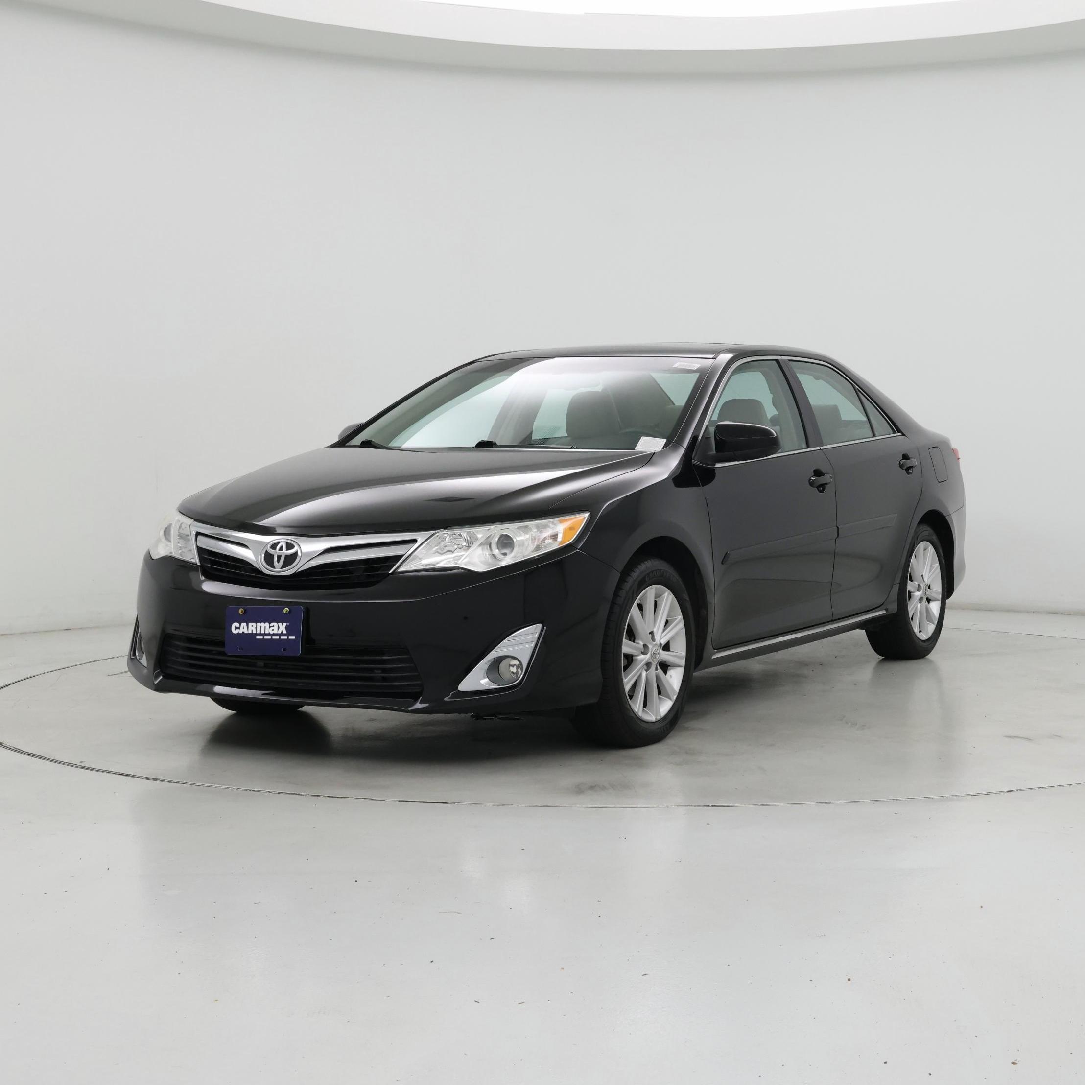 Thumbnail: 2013 Toyota Camry - 4