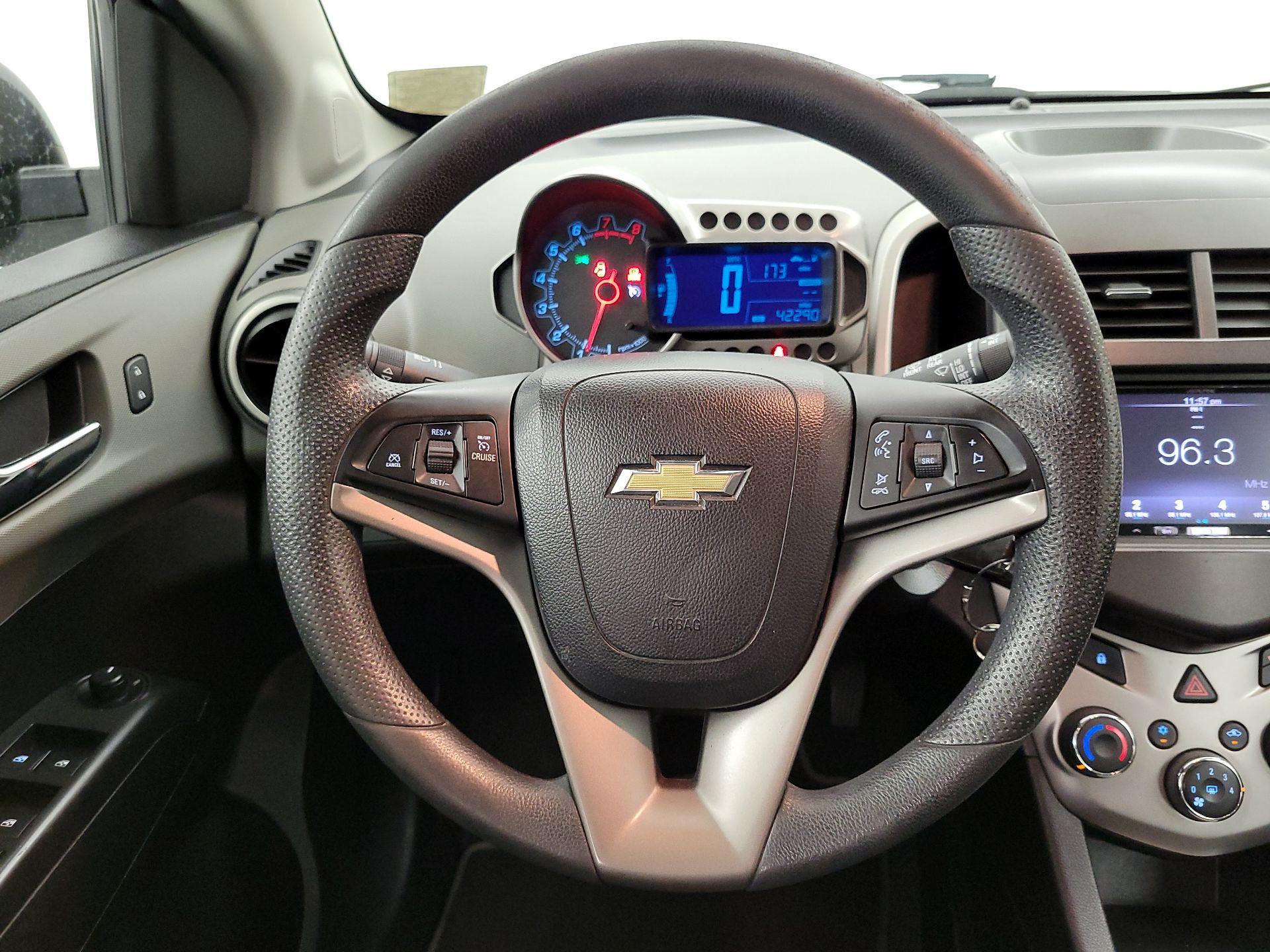 Thumbnail: 2016 Chevrolet Sonic - 10