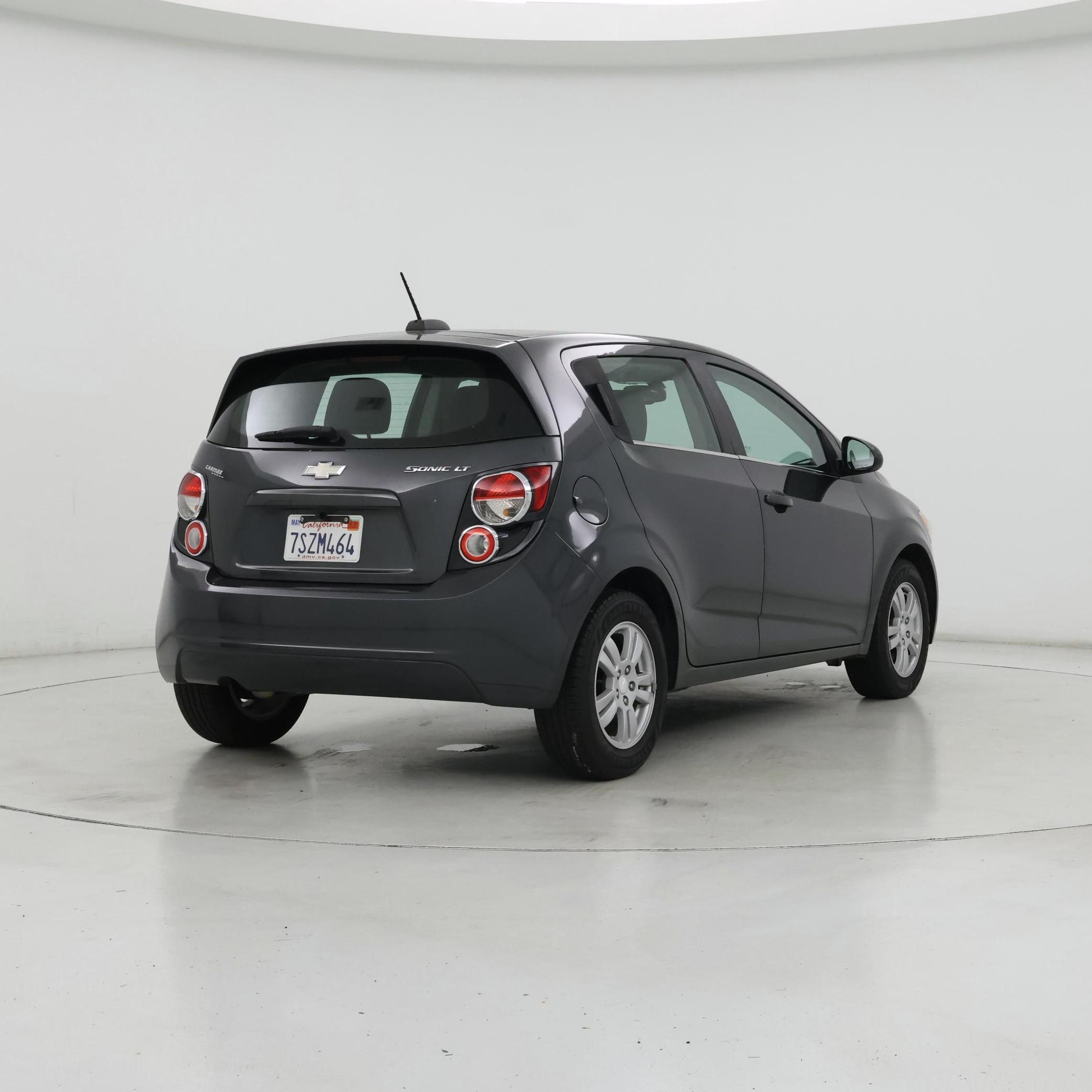 Thumbnail: 2016 Chevrolet Sonic - 8