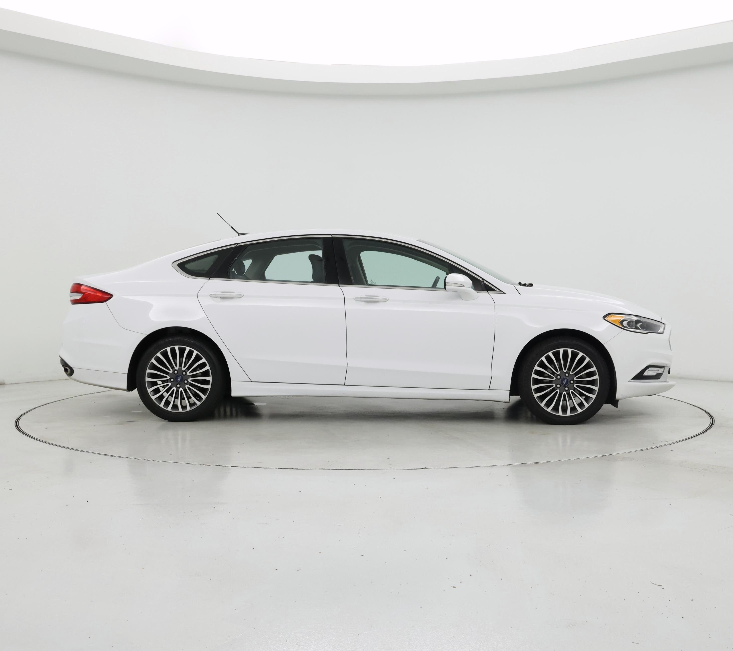 Thumbnail: 2017 Ford Fusion - 7