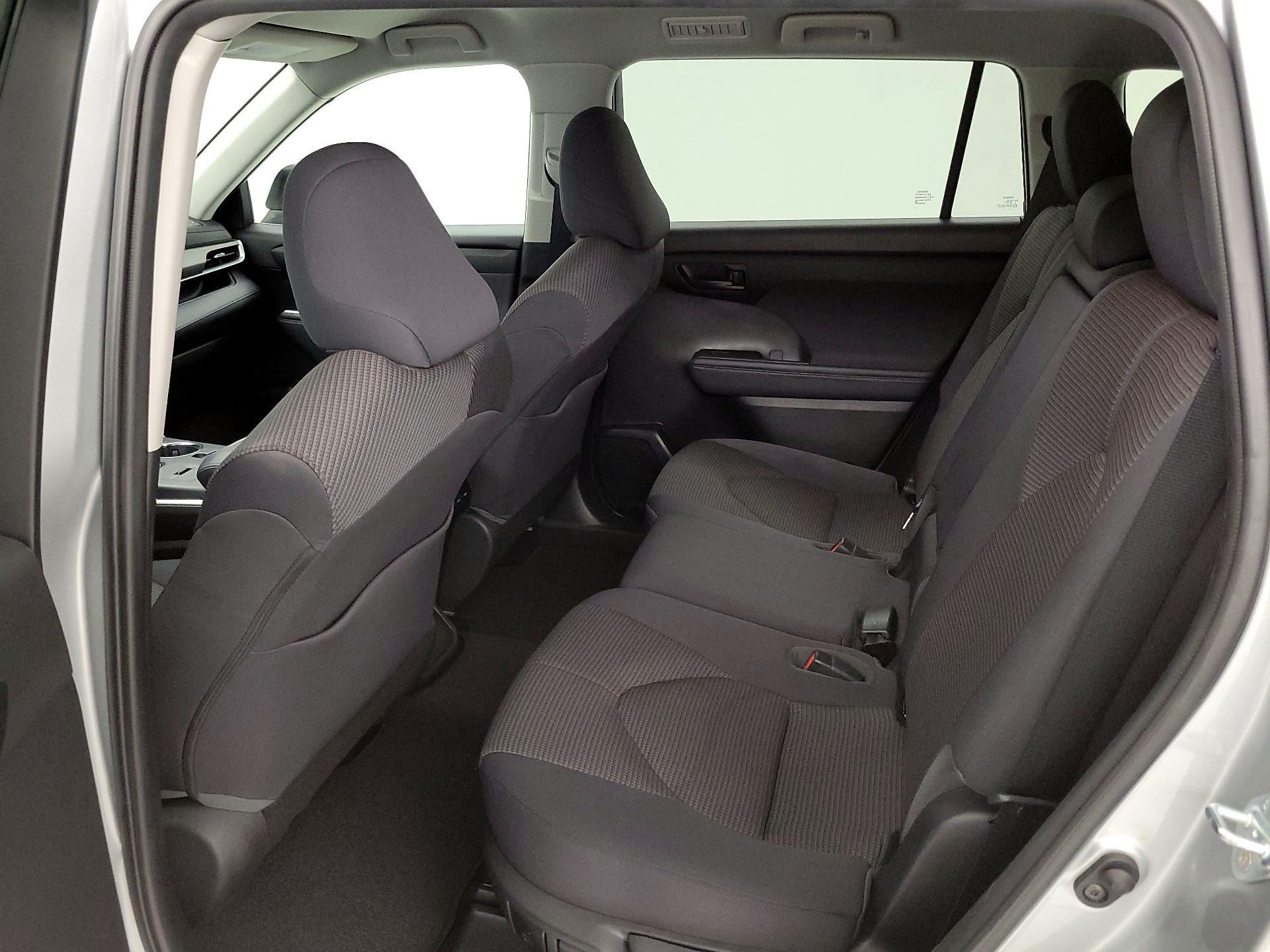 Thumbnail: 2021 Toyota Highlander - 19