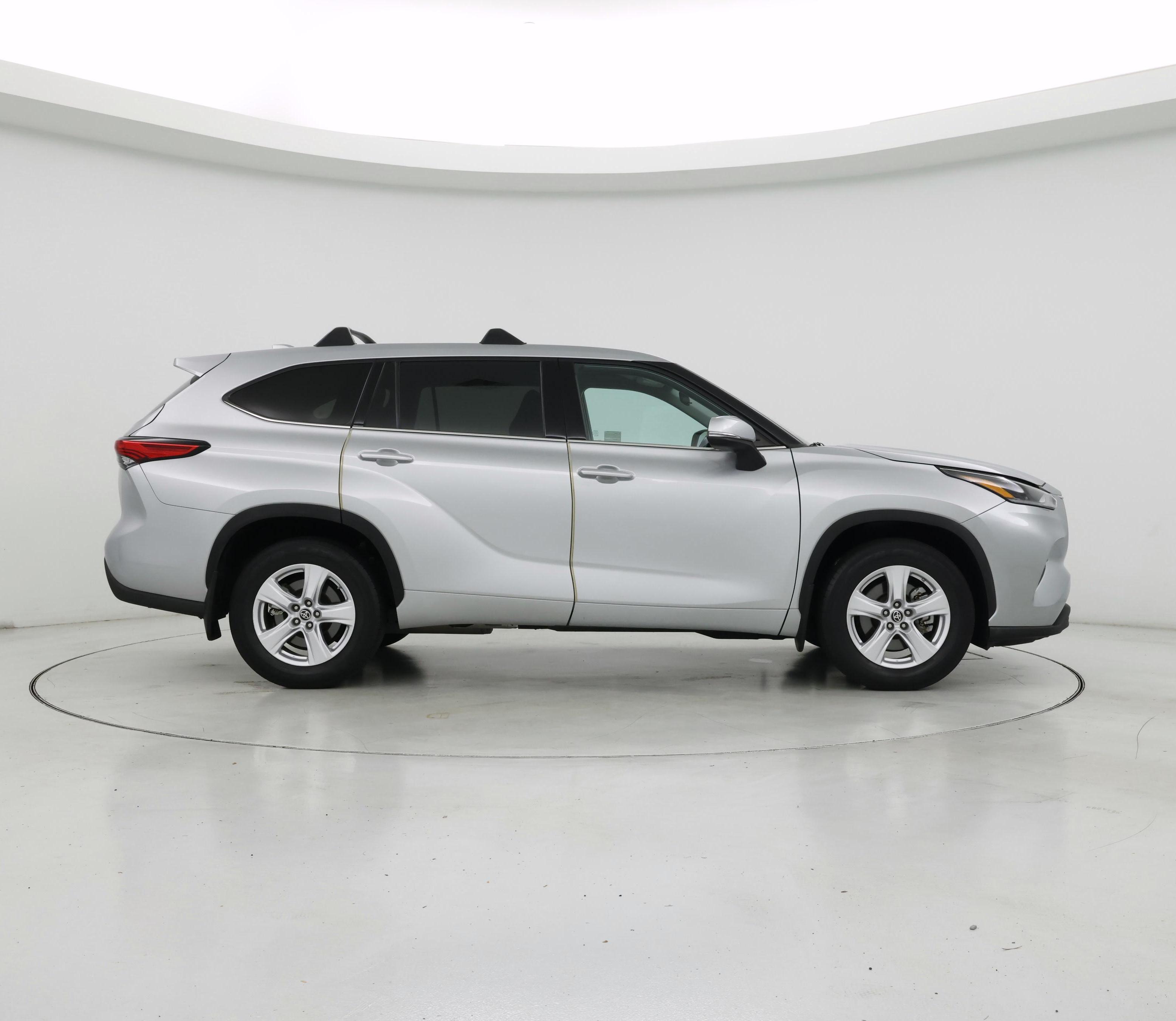 Thumbnail: 2021 Toyota Highlander - 7
