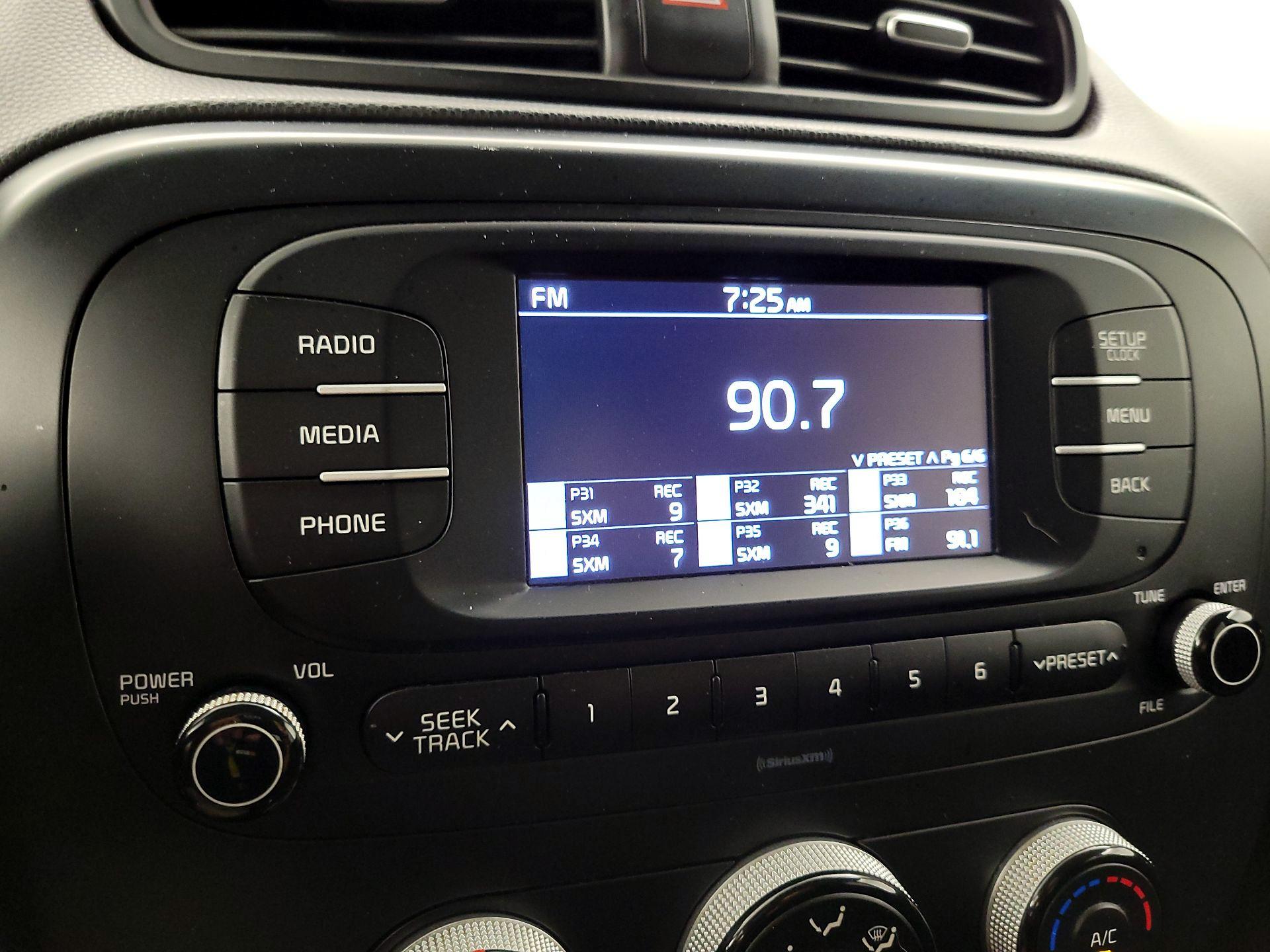 Thumbnail: 2018 Kia Soul - 14