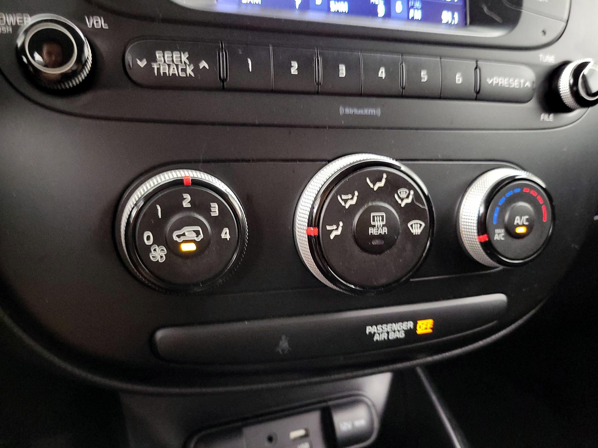 Thumbnail: 2018 Kia Soul - 15