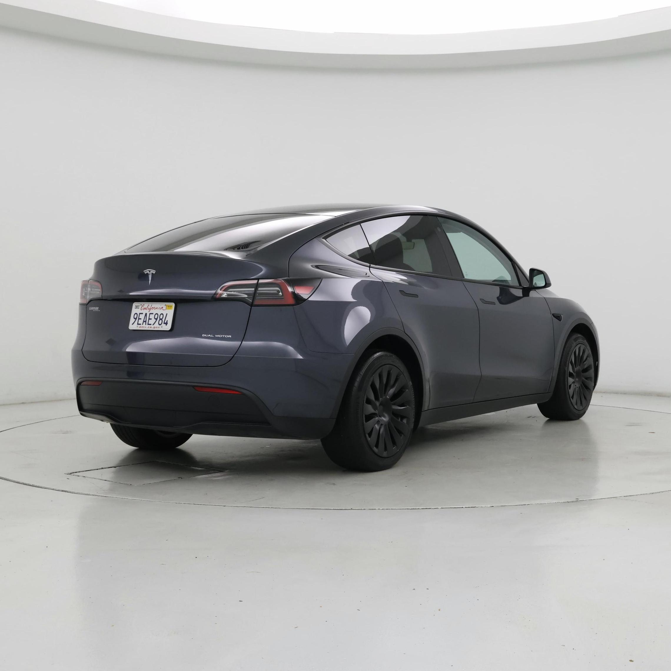 Thumbnail: 2023 Tesla Model Y - 8