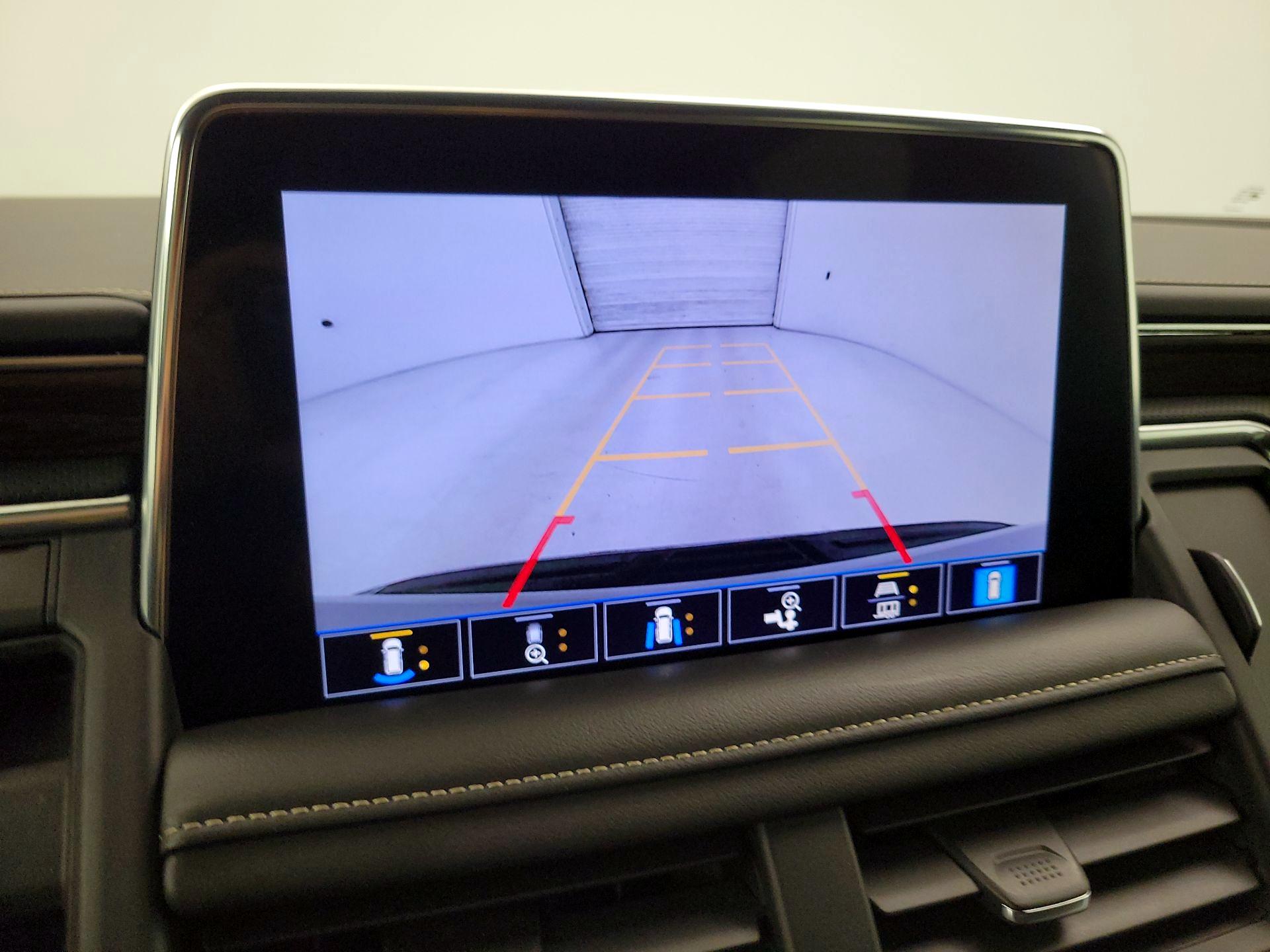 Thumbnail: 2021 Chevrolet Tahoe - 15