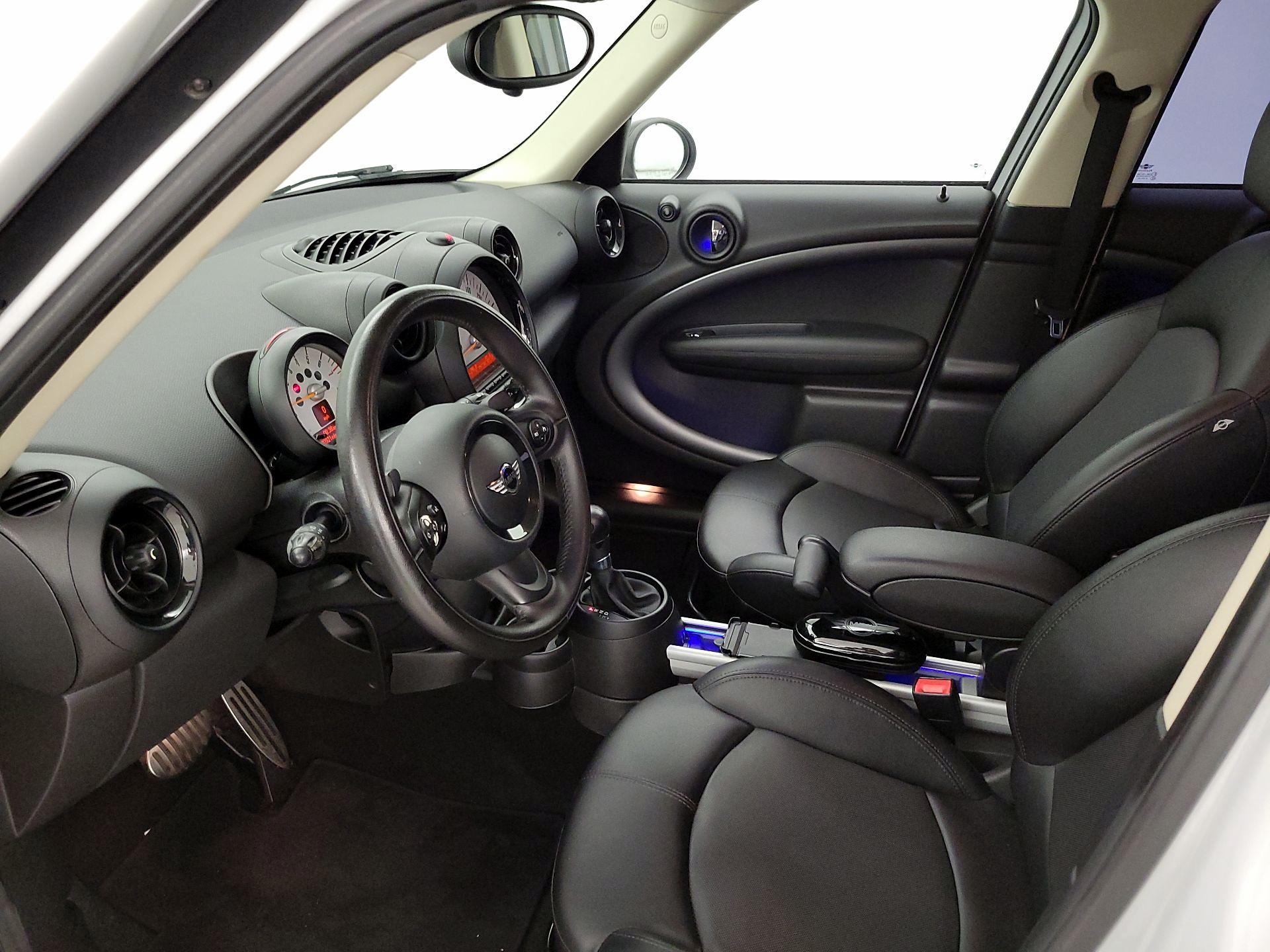 Thumbnail: 2014 MINI Cooper Countryman - 11