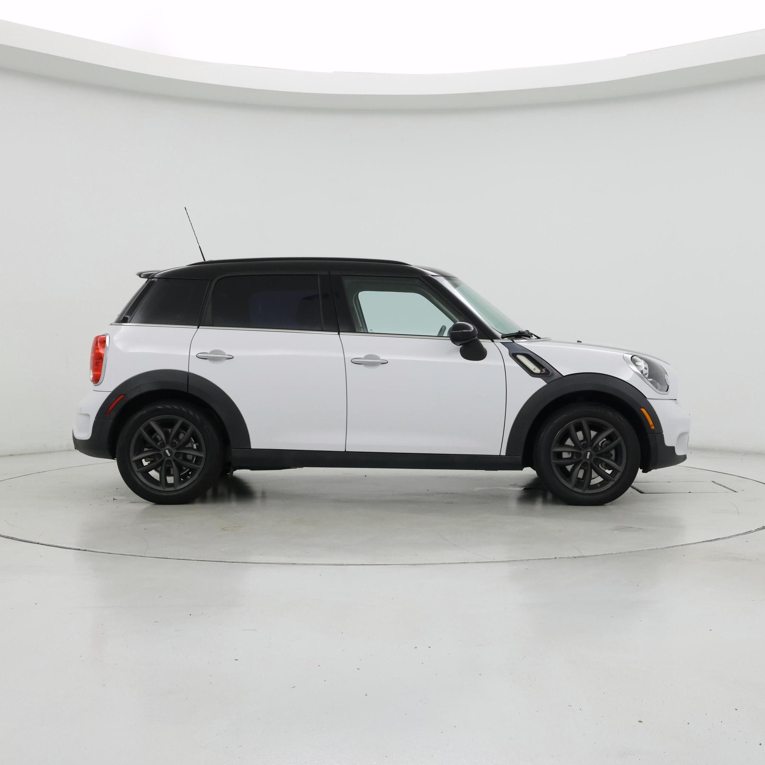 Thumbnail: 2014 MINI Cooper Countryman - 7