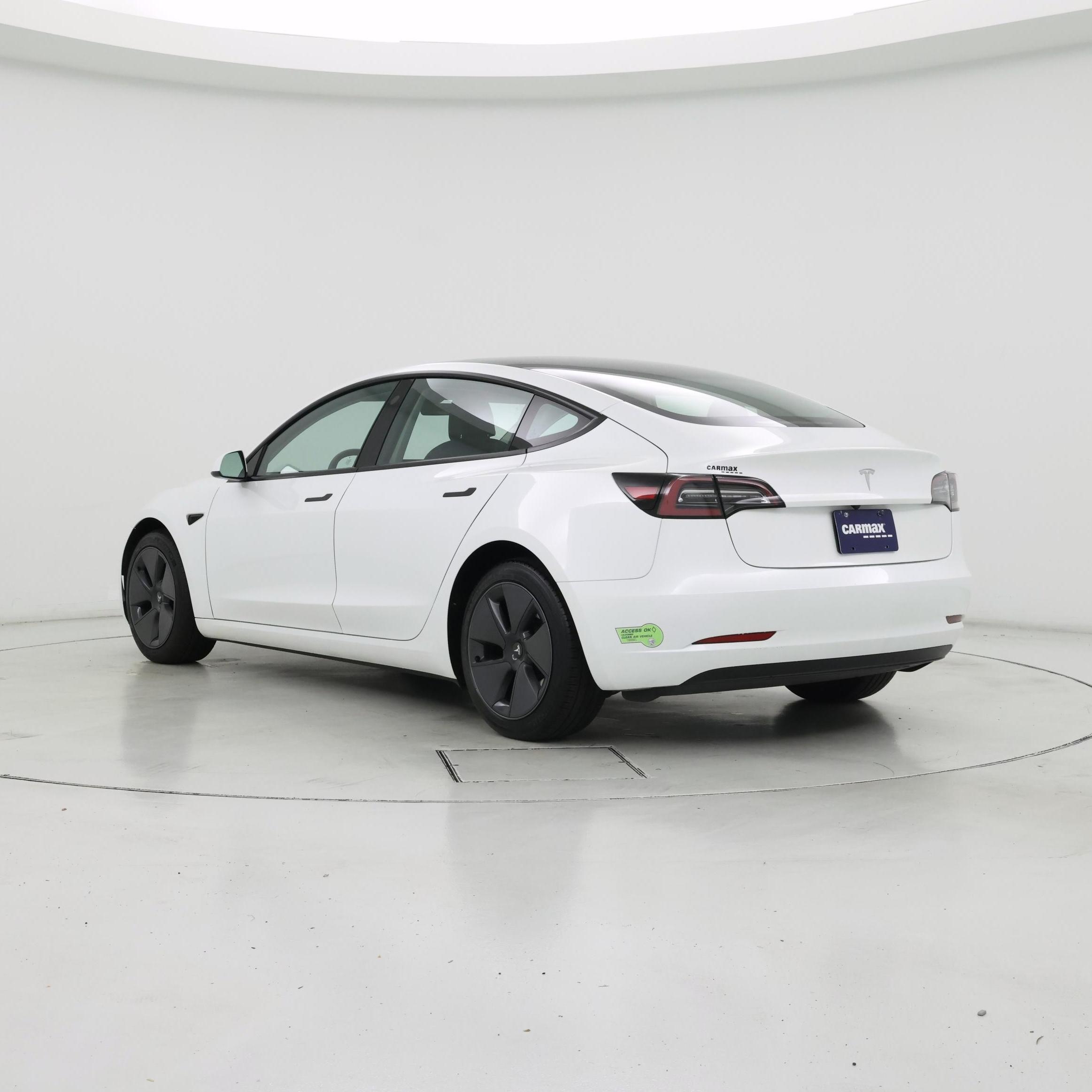 Thumbnail: 2023 Tesla Model 3 - 2