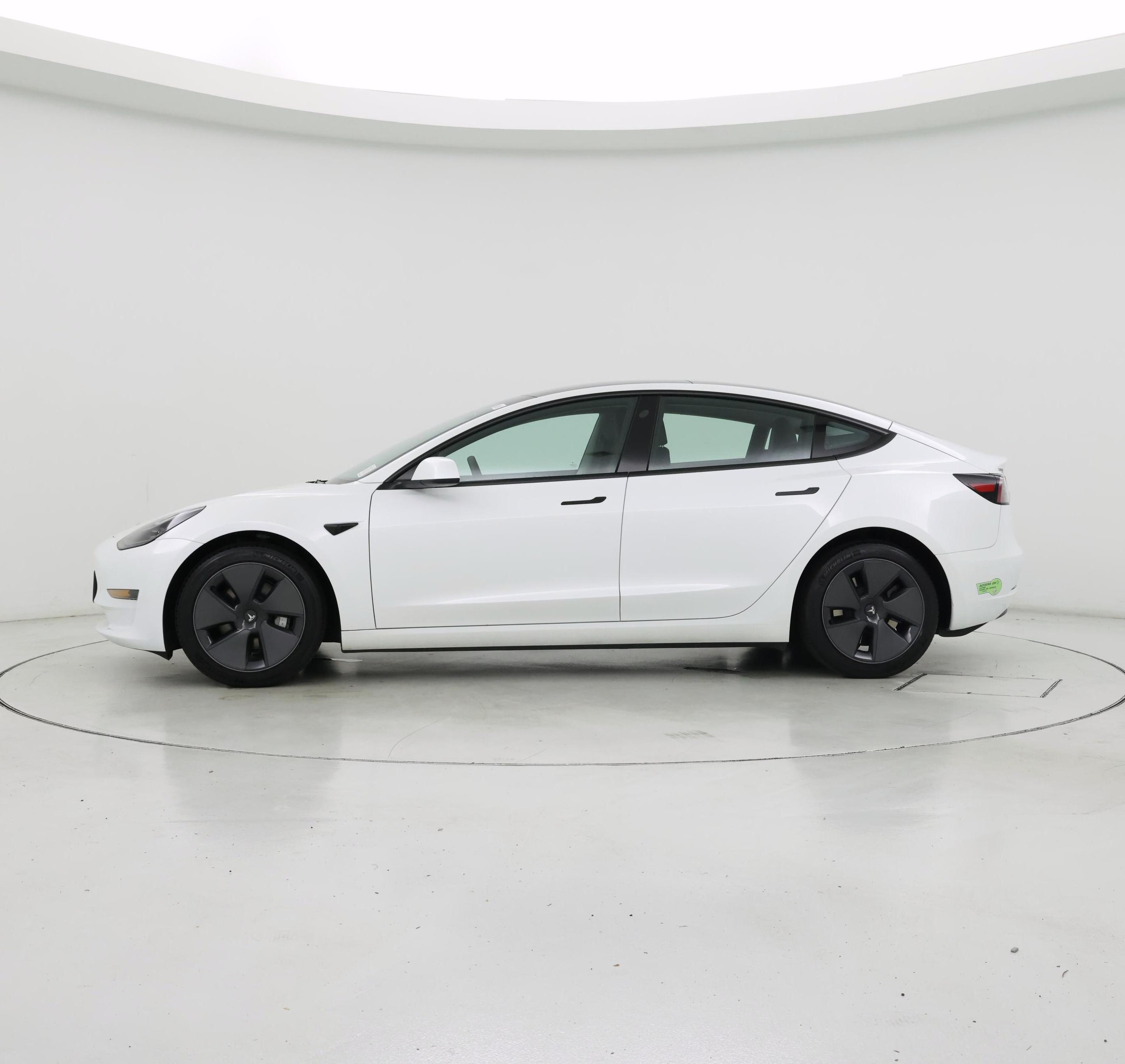 Thumbnail: 2023 Tesla Model 3 - 3