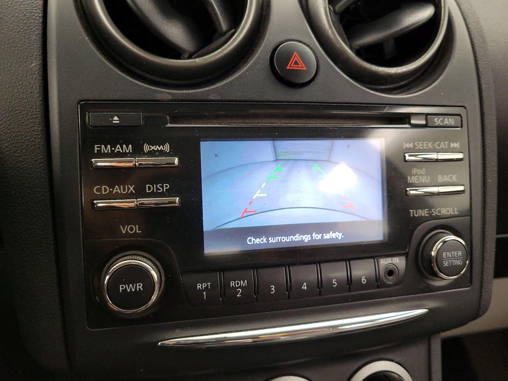 Thumbnail: 2015 Nissan Rogue - 14
