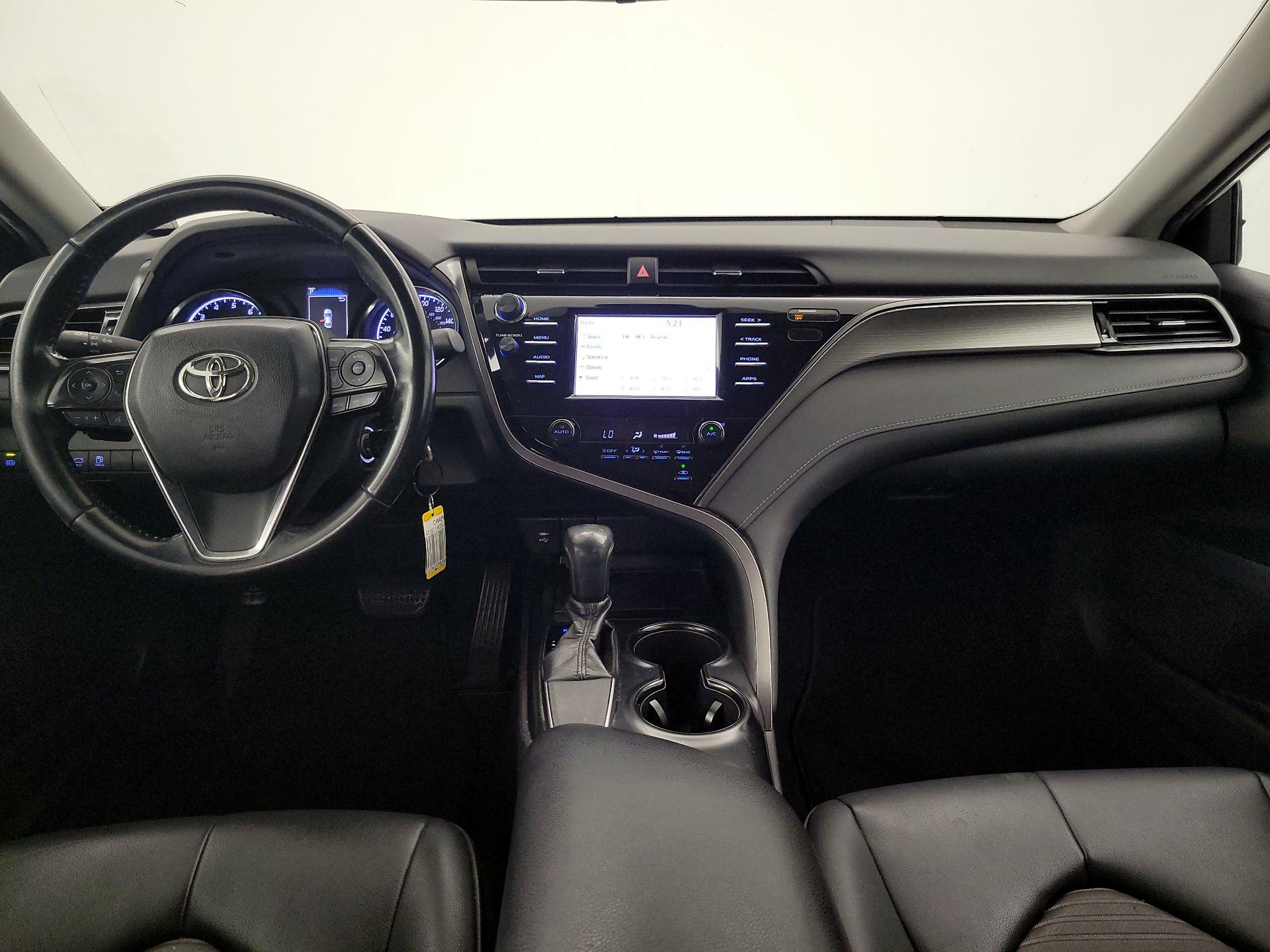 Thumbnail: 2019 Toyota Camry - 9