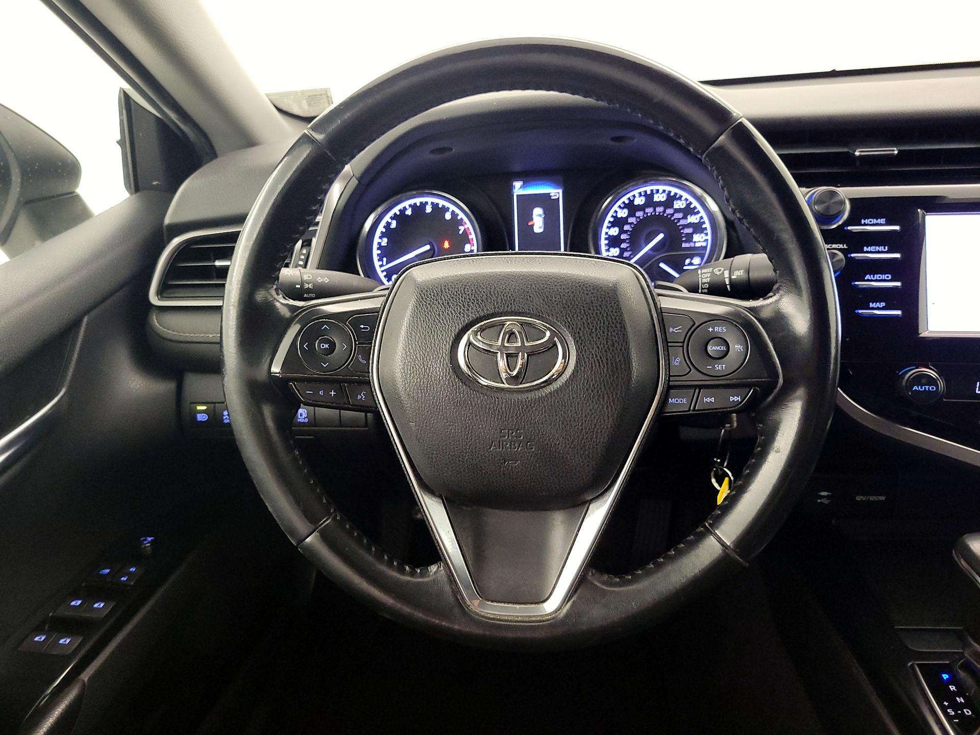 Thumbnail: 2019 Toyota Camry - 10