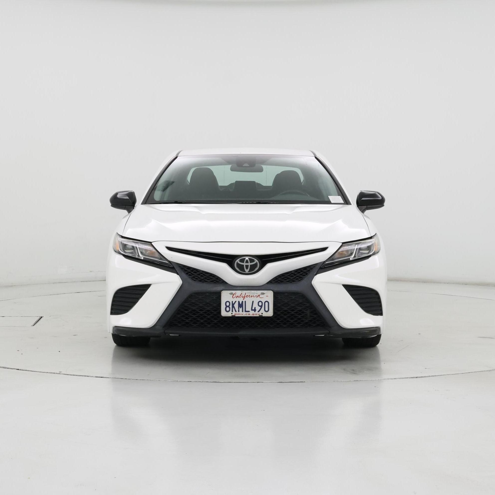 Thumbnail: 2019 Toyota Camry - 5
