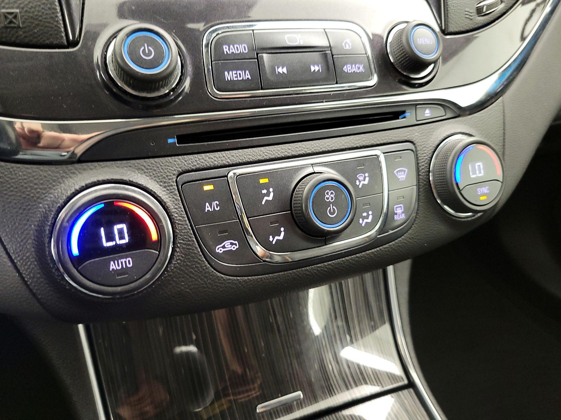 Thumbnail: 2016 Chevrolet Impala - 17