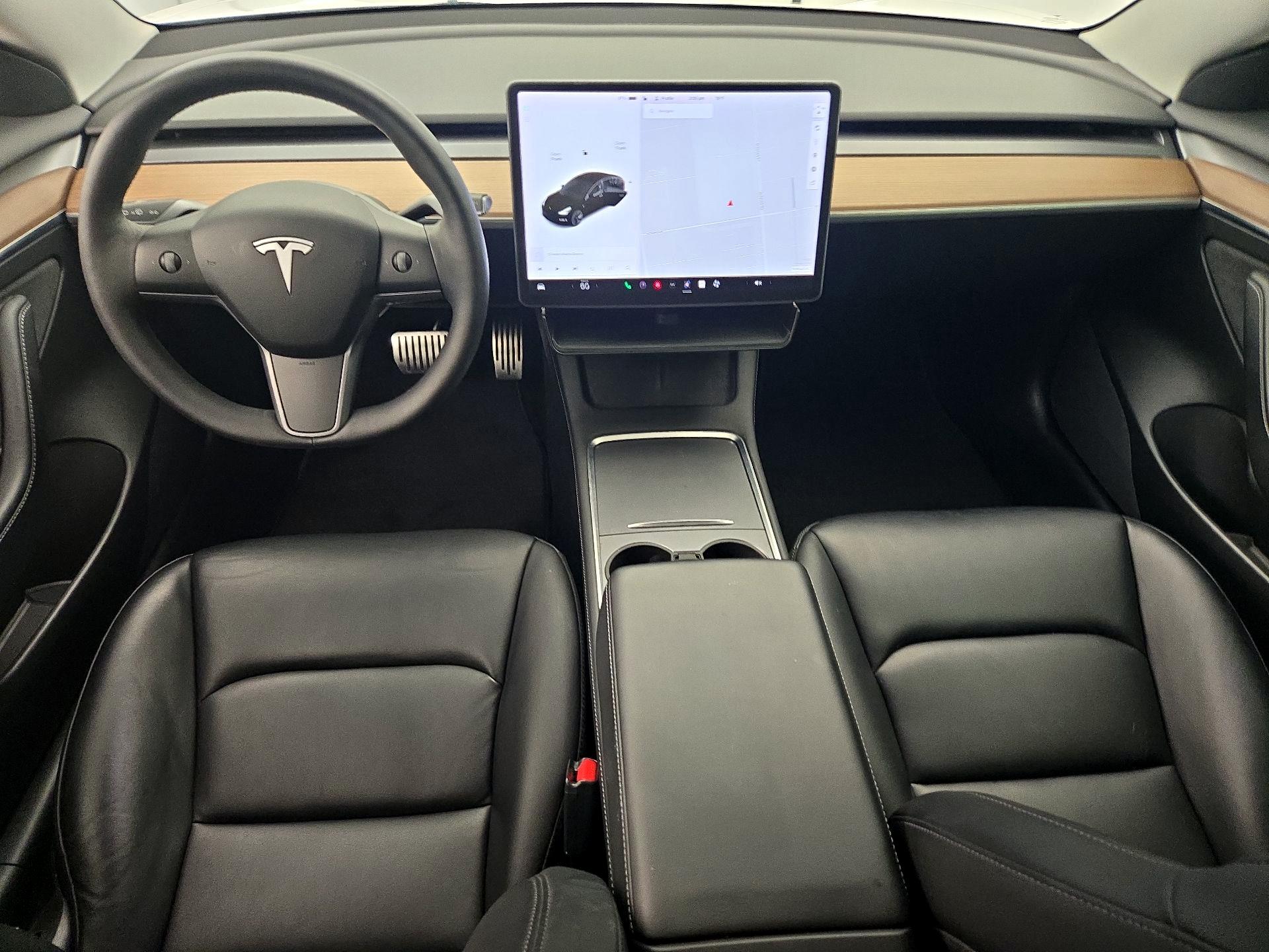 Thumbnail: 2022 Tesla Model 3 - 9