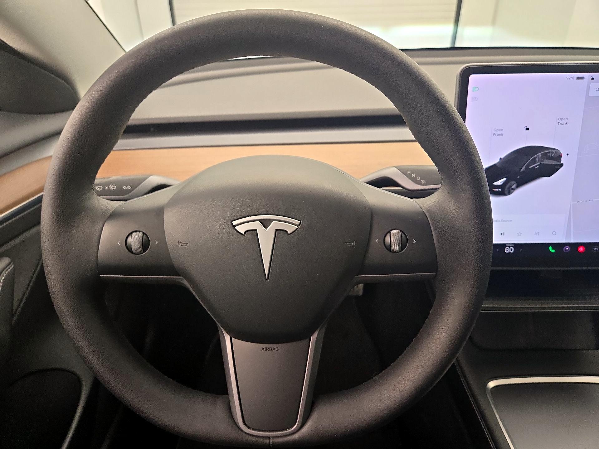 Thumbnail: 2022 Tesla Model 3 - 10