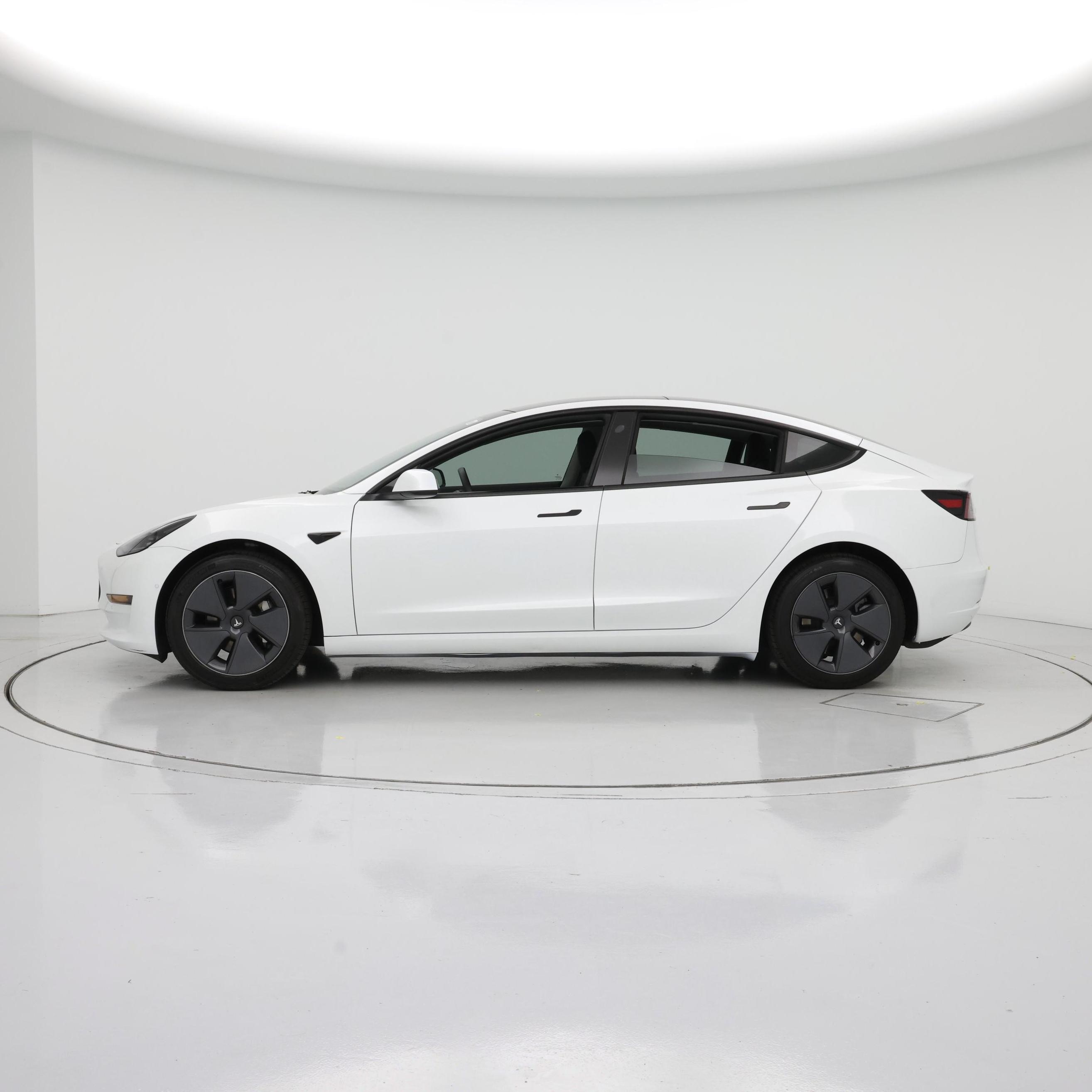 Thumbnail: 2022 Tesla Model 3 - 3