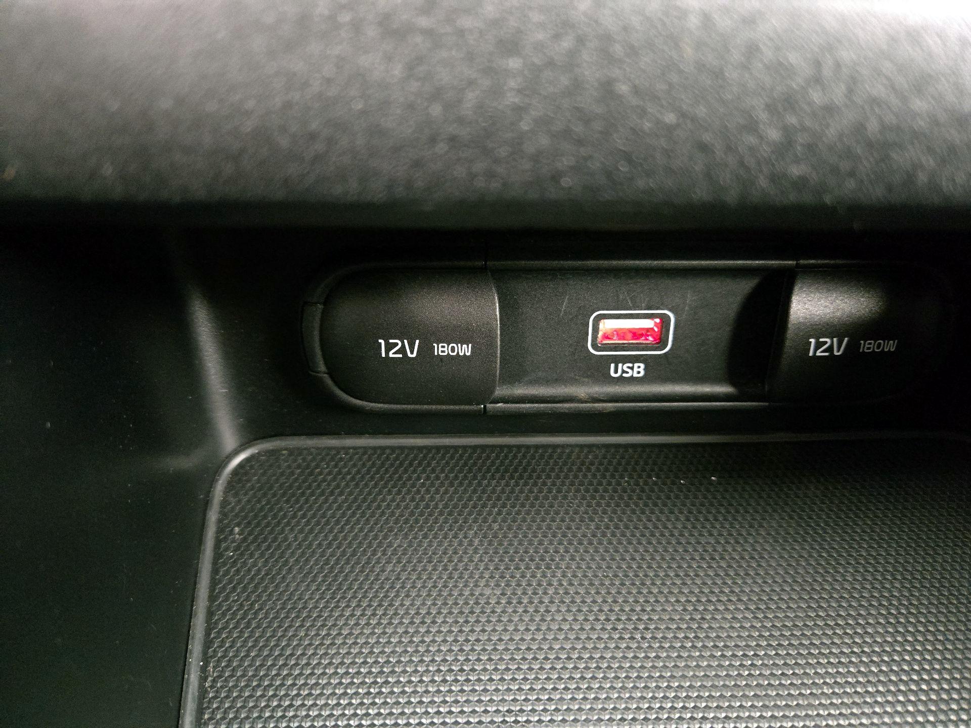 Thumbnail: 2023 Kia Forte - 18