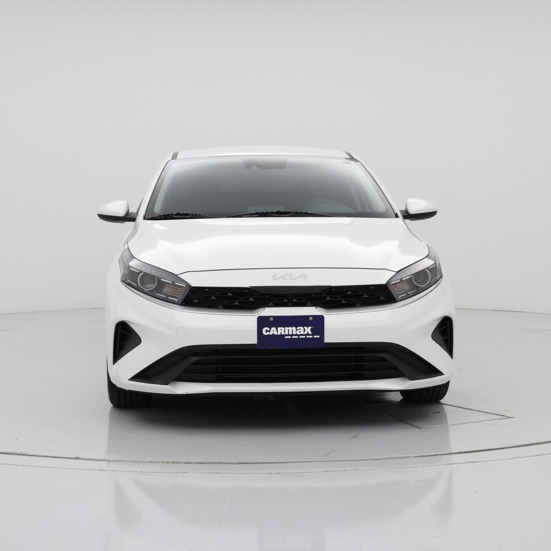 Thumbnail: 2023 Kia Forte - 5