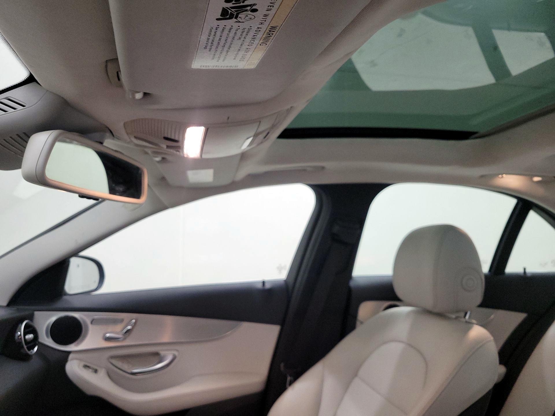 Thumbnail: 2016 Mercedes-Benz C-Class - 20