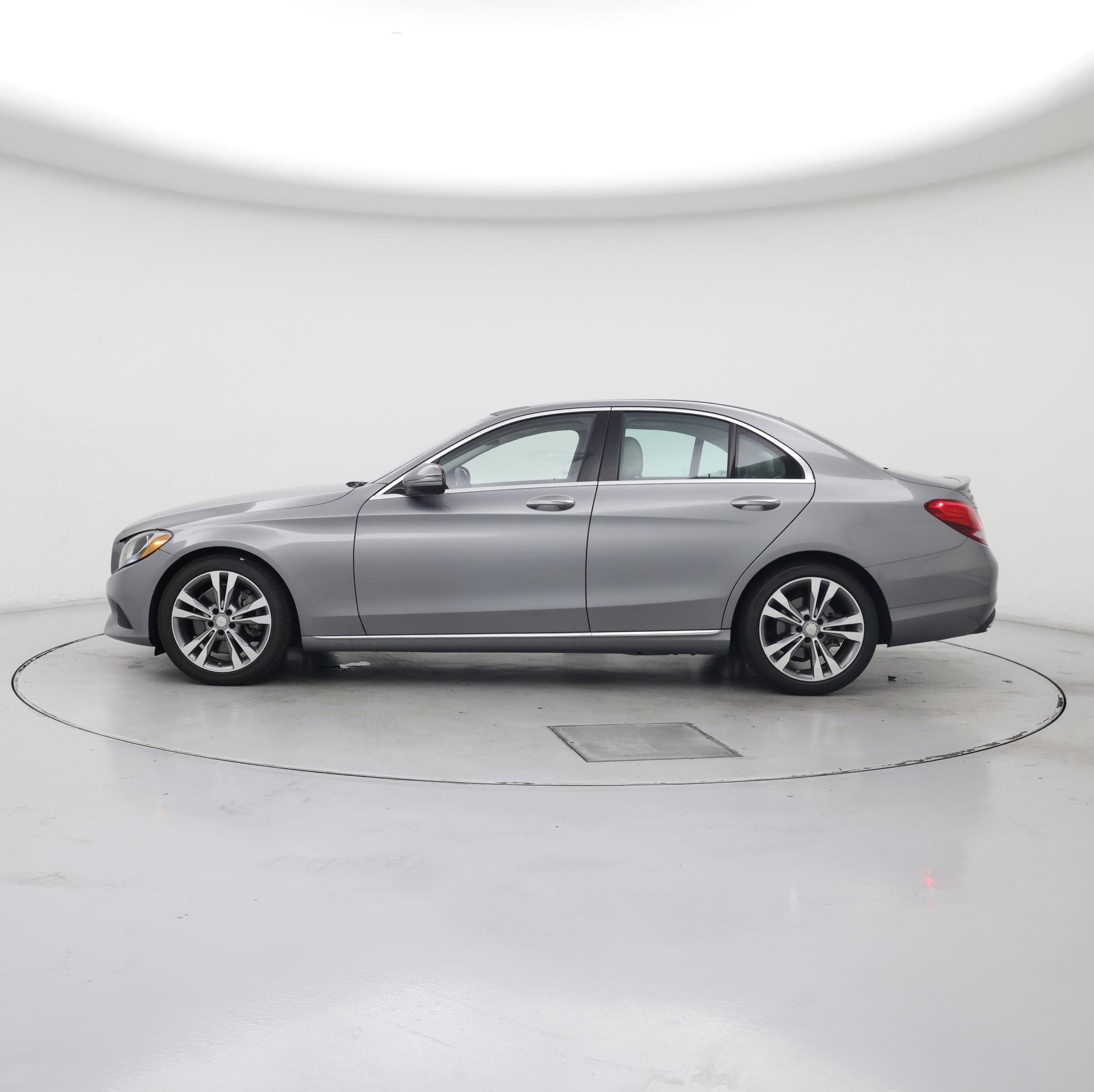 Thumbnail: 2016 Mercedes-Benz C-Class - 3