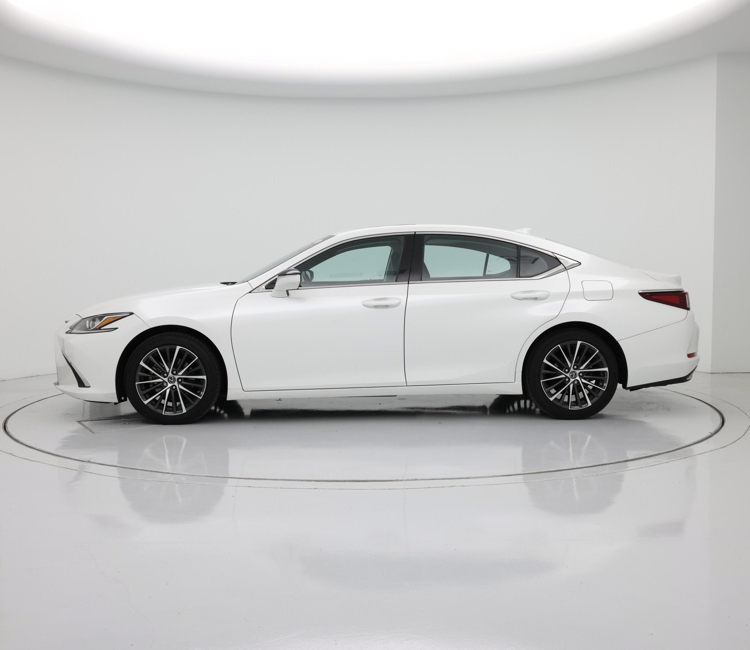 Thumbnail: 2024 Lexus ES - 3