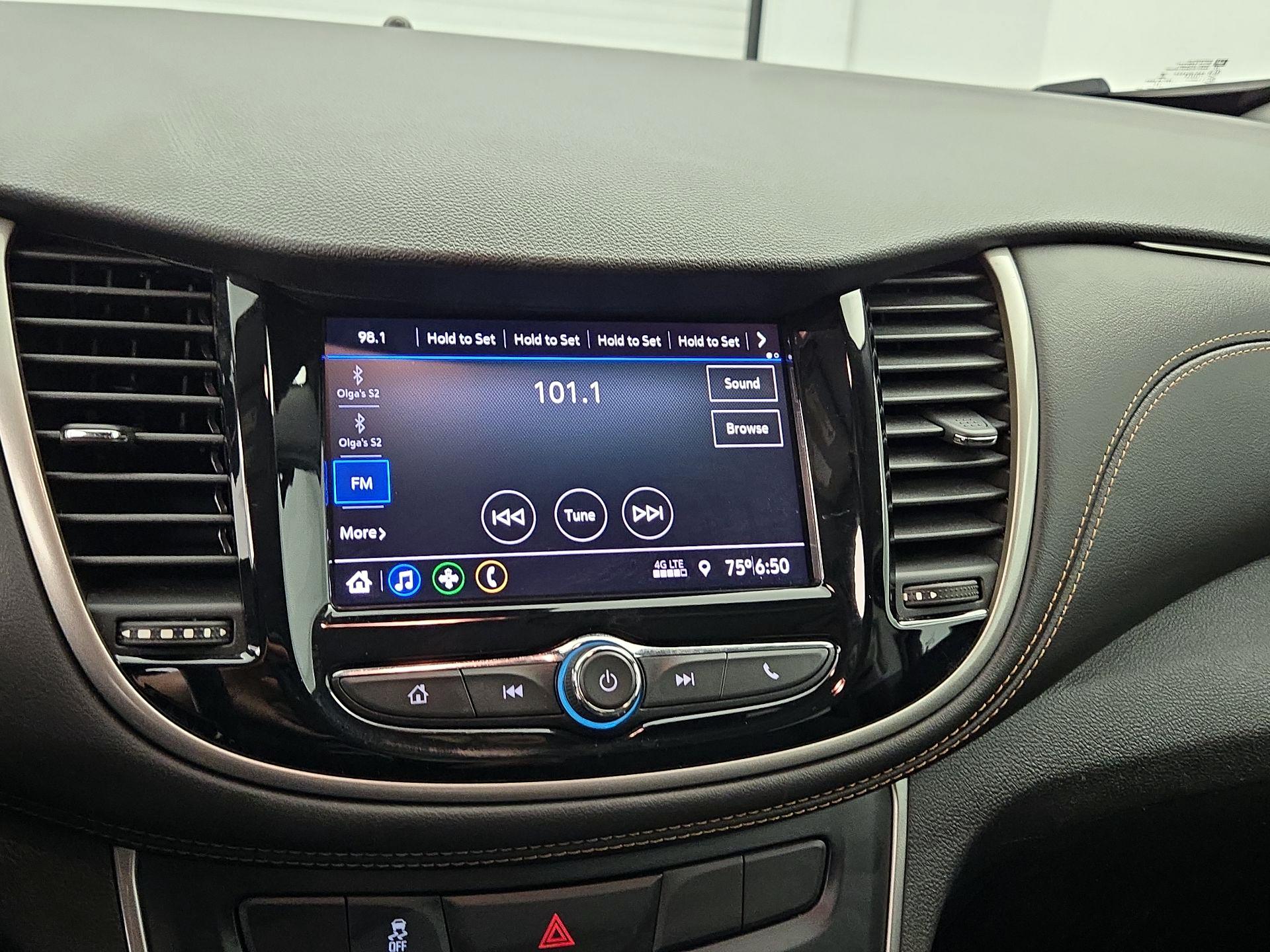 Thumbnail: 2020 Chevrolet Trax - 15