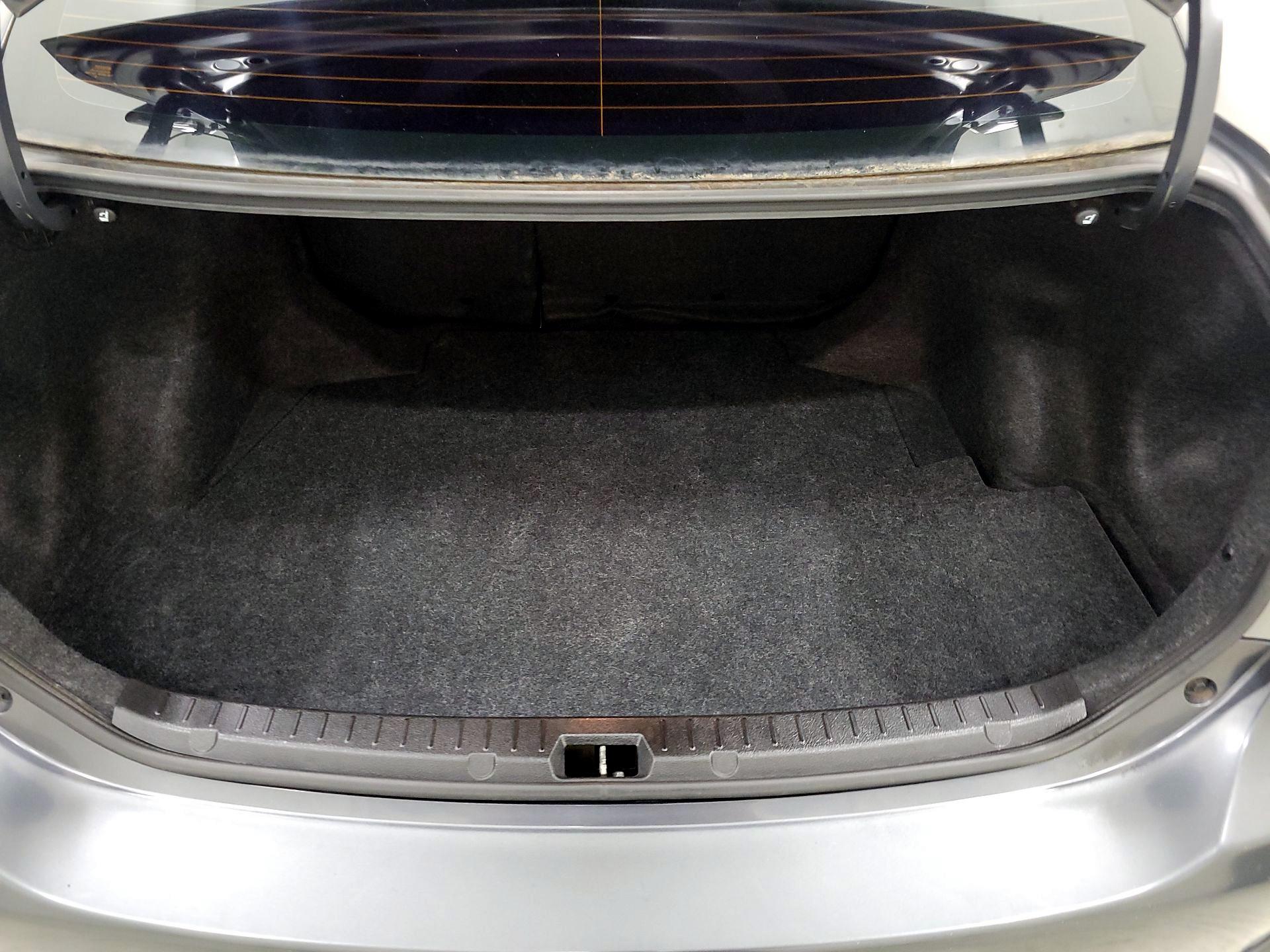 Thumbnail: 2013 Toyota Corolla - 20