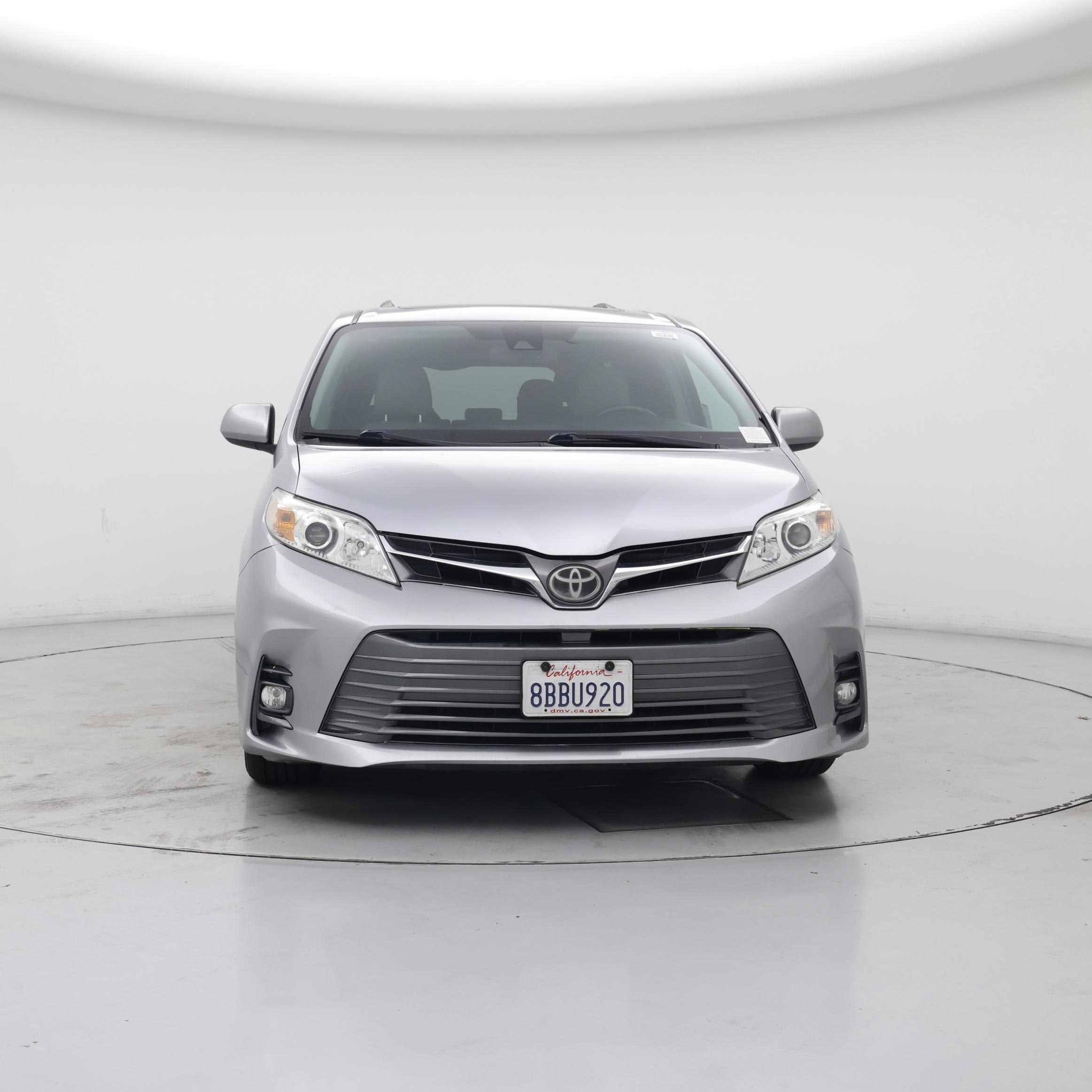 Thumbnail: 2018 Toyota Sienna - 5