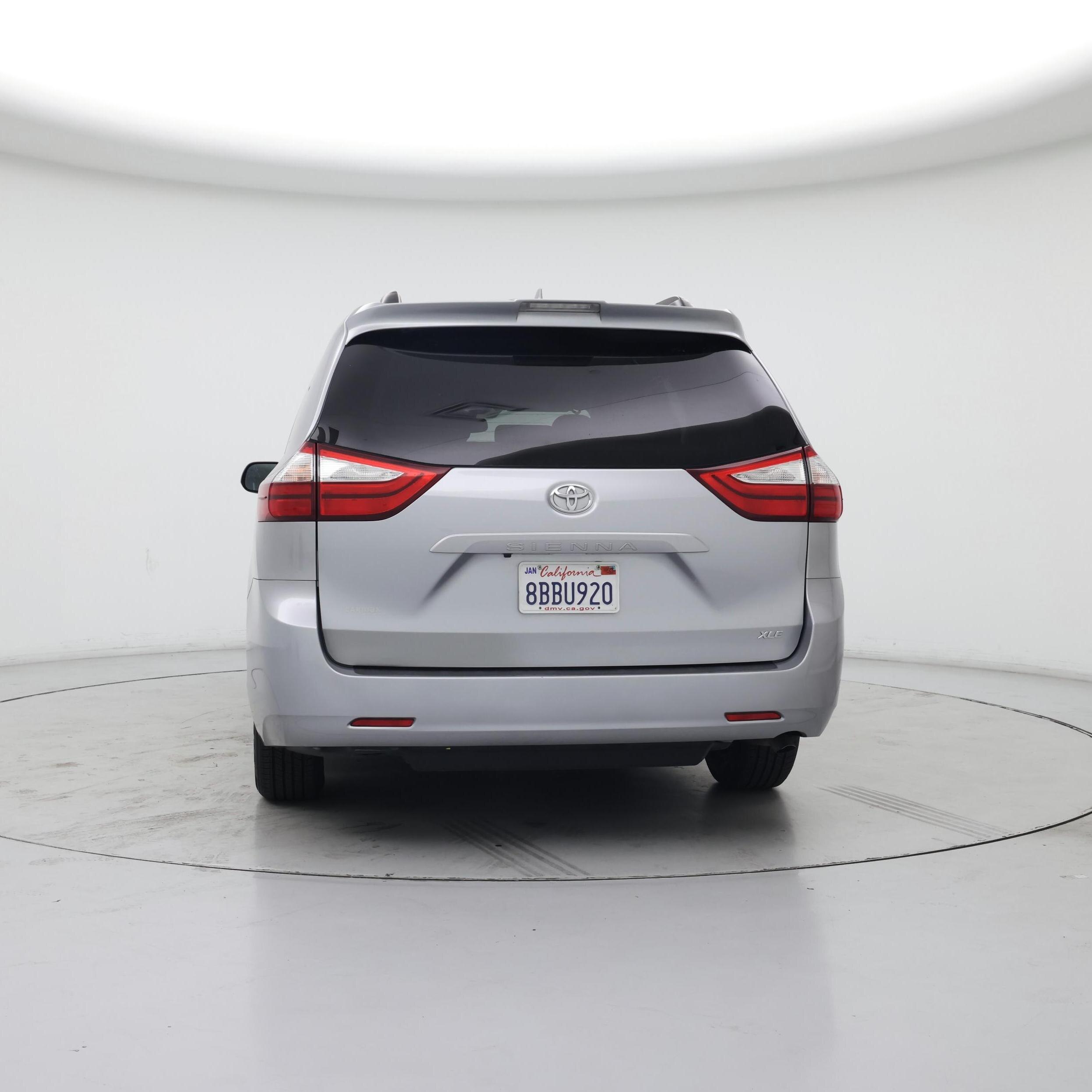 Thumbnail: 2018 Toyota Sienna - 6