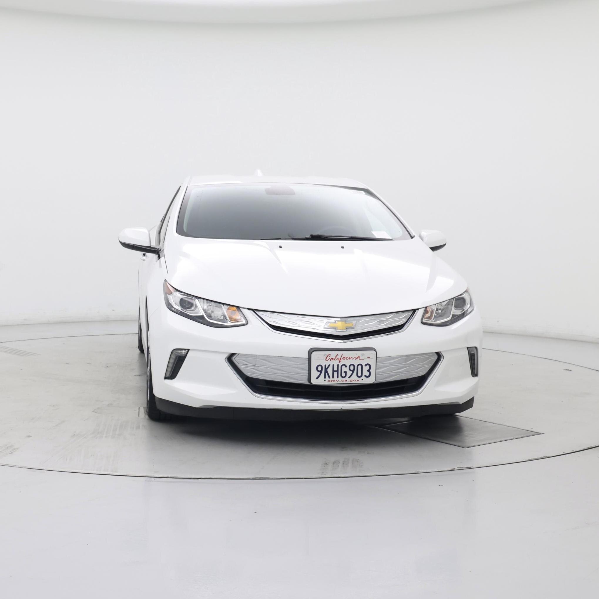 Thumbnail: 2017 Chevrolet Volt - 5
