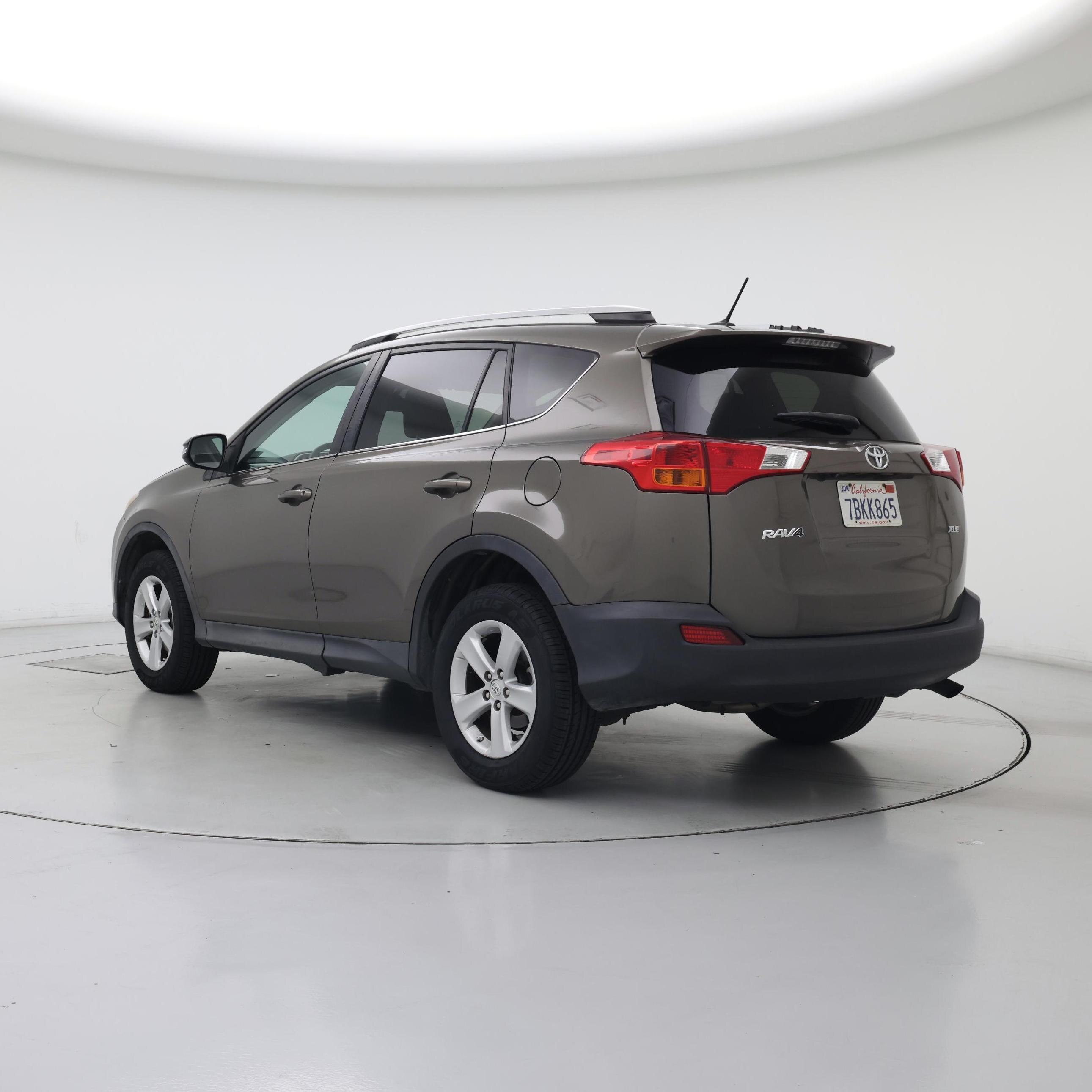 Thumbnail: 2013 Toyota RAV4 - 2