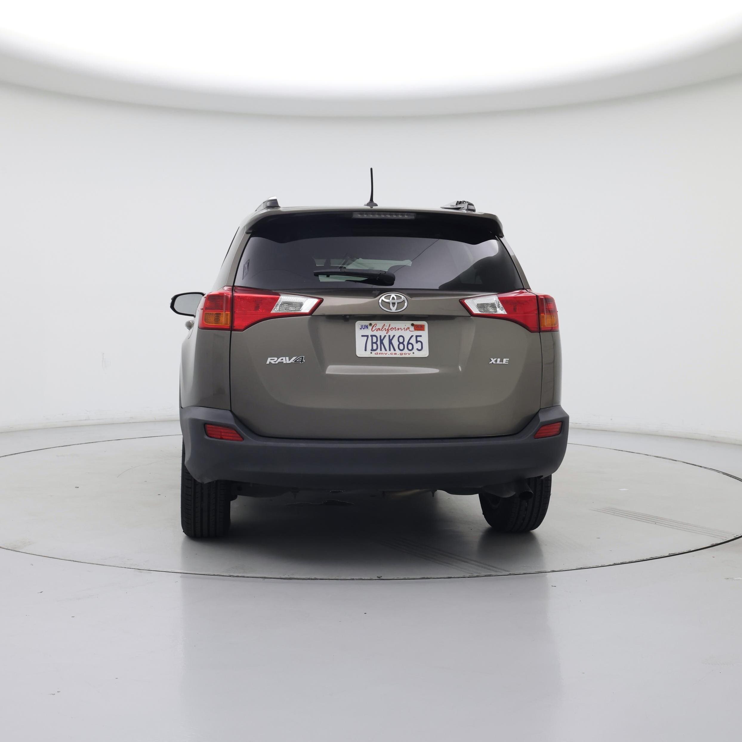 Thumbnail: 2013 Toyota RAV4 - 6