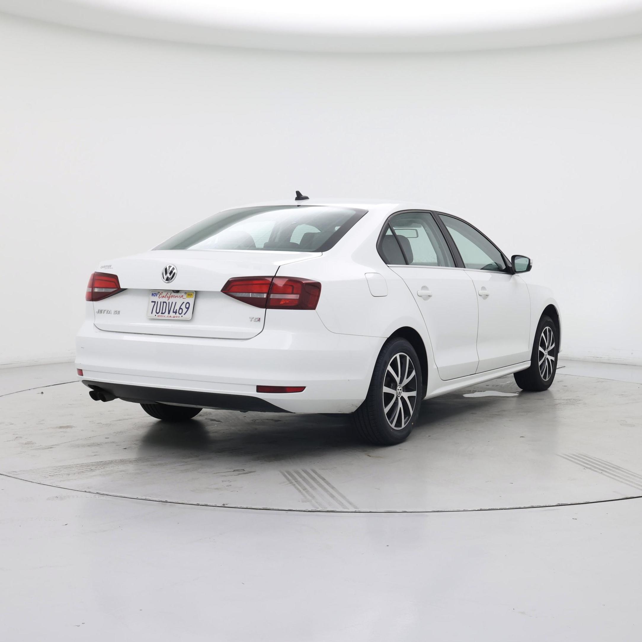 Thumbnail: 2017 Volkswagen Jetta - 8