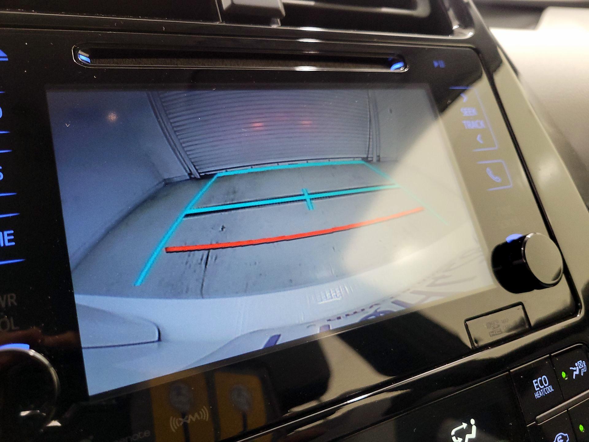 Thumbnail: 2016 Toyota Prius - 13