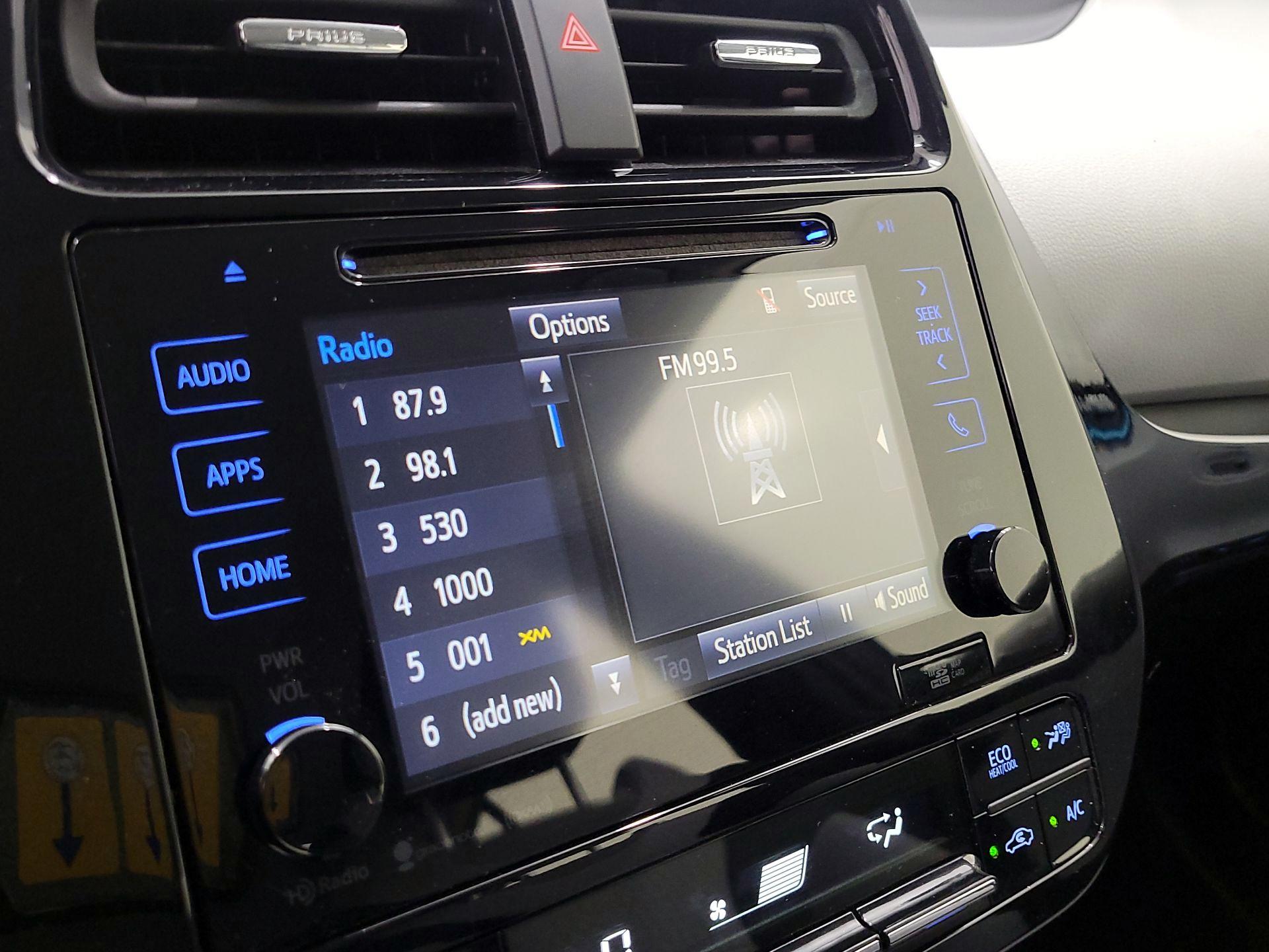 Thumbnail: 2016 Toyota Prius - 14